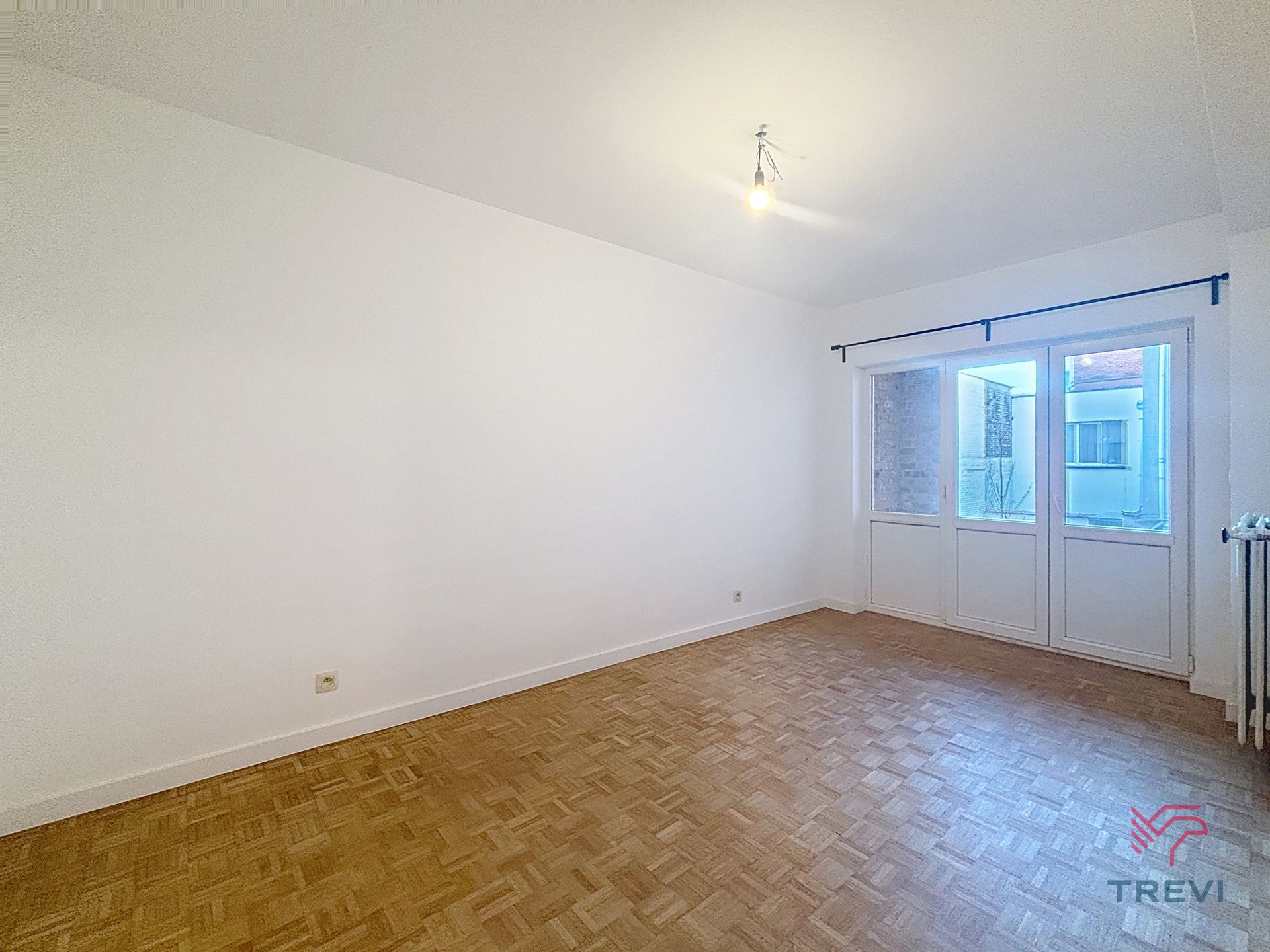 Onlangs gerenoveerd appartement met 1 slaapkamer foto 6