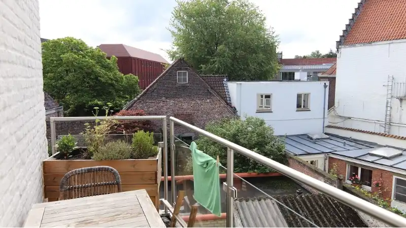 Recent 2-slaapkamerappartement met TERRAS  te huur in Brugge foto 12
