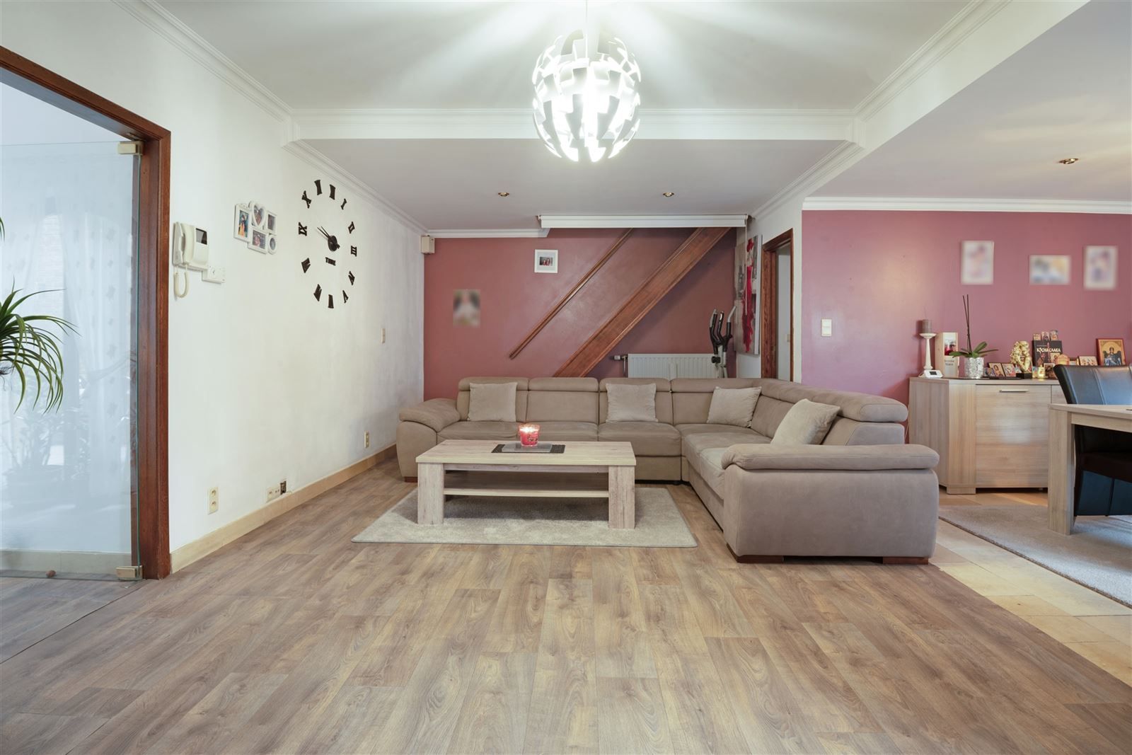 Ruim herenhuis in hartje Aalst foto 3