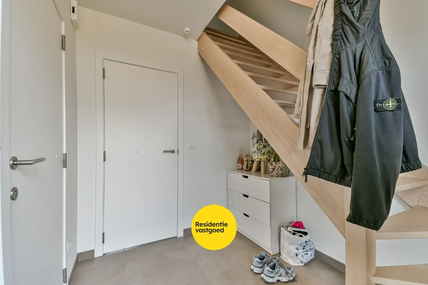 Halfopen nieuwbouwwoning in Eernegem met tuin en 3 slaapkamers foto 2