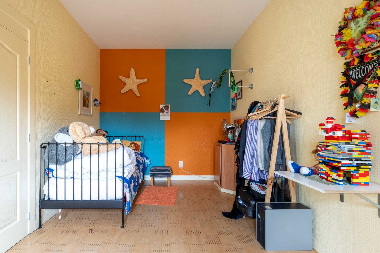 Ruime, praktische woning met grote garage, praktijk en 5 slaapkamers! foto 19