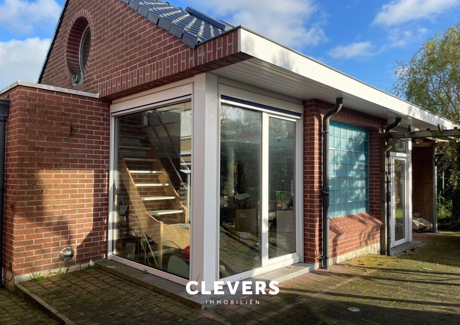 Open bebouwing met atelier in doodlopende straat foto 17