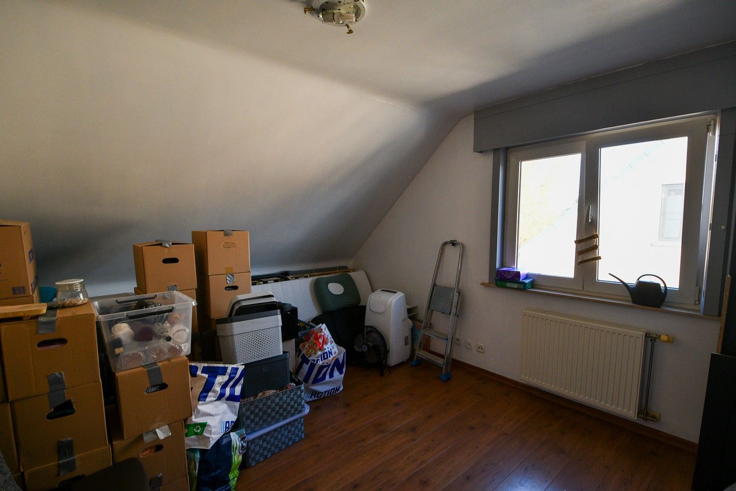 Halfopen bebouwing met inpandige garage met 3 slaapkamers foto 8