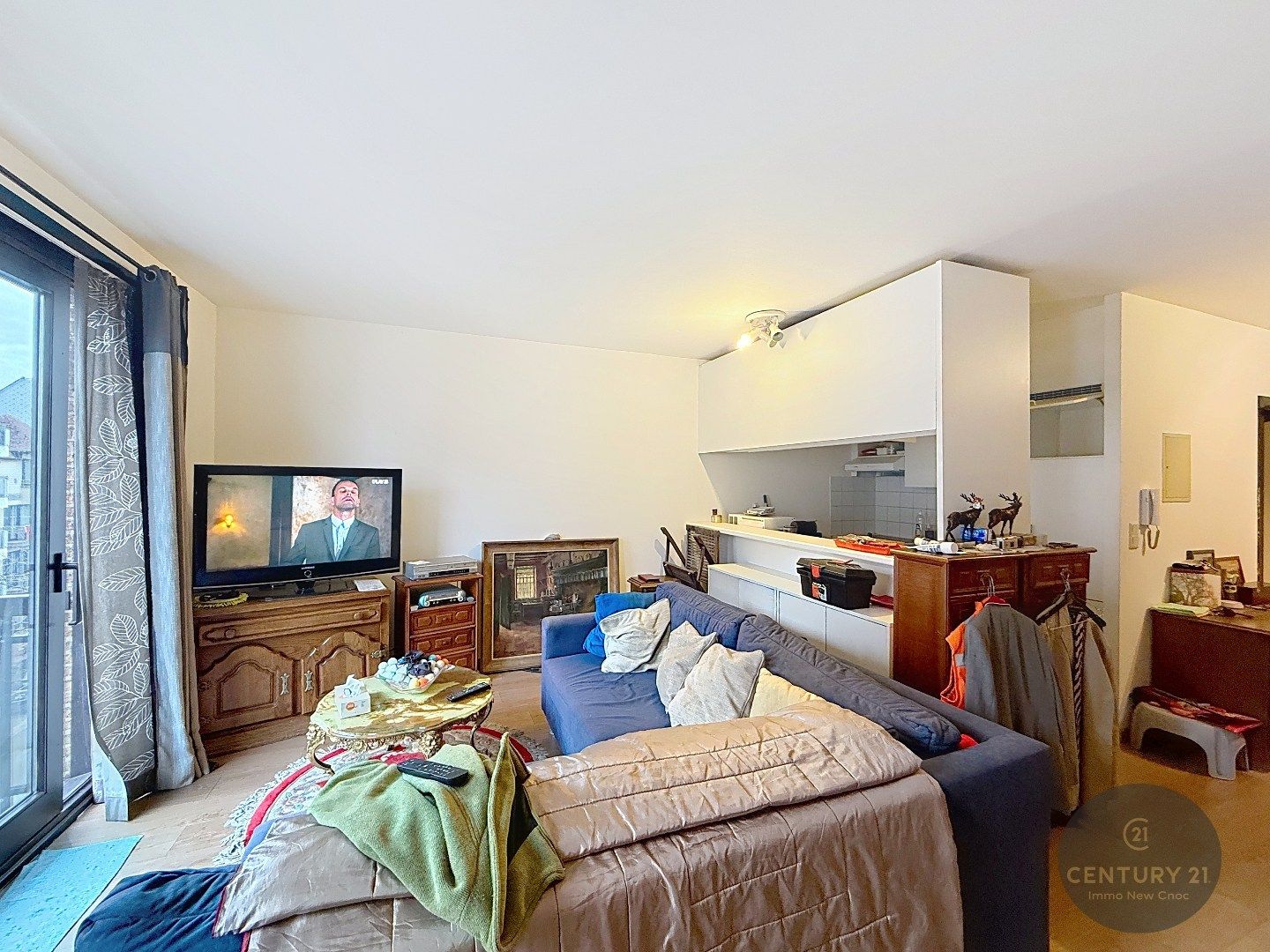 Studio met garagebox foto 3