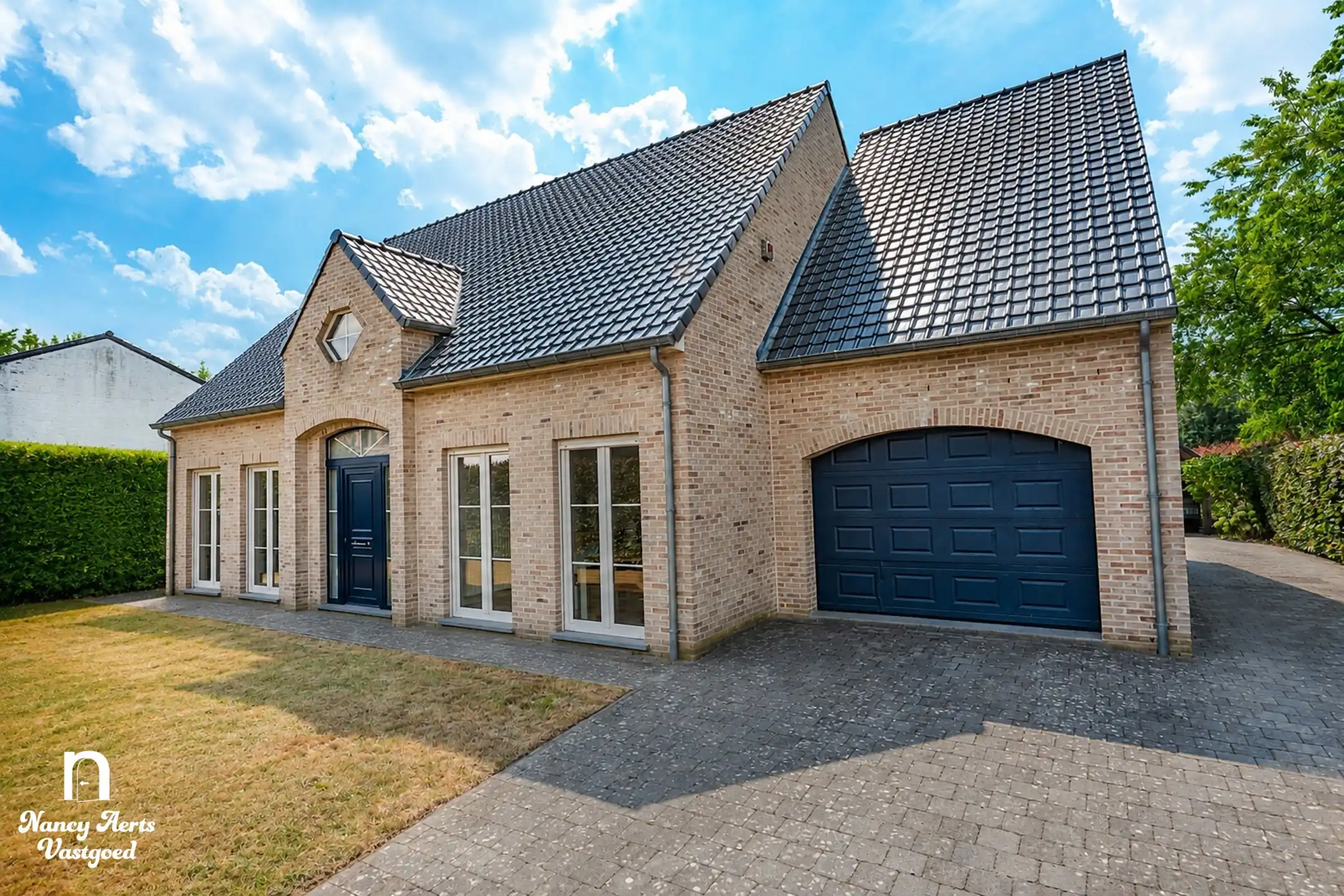 Ruime instapklare woning met prachtige tuin en 4 slaapkamers foto 26