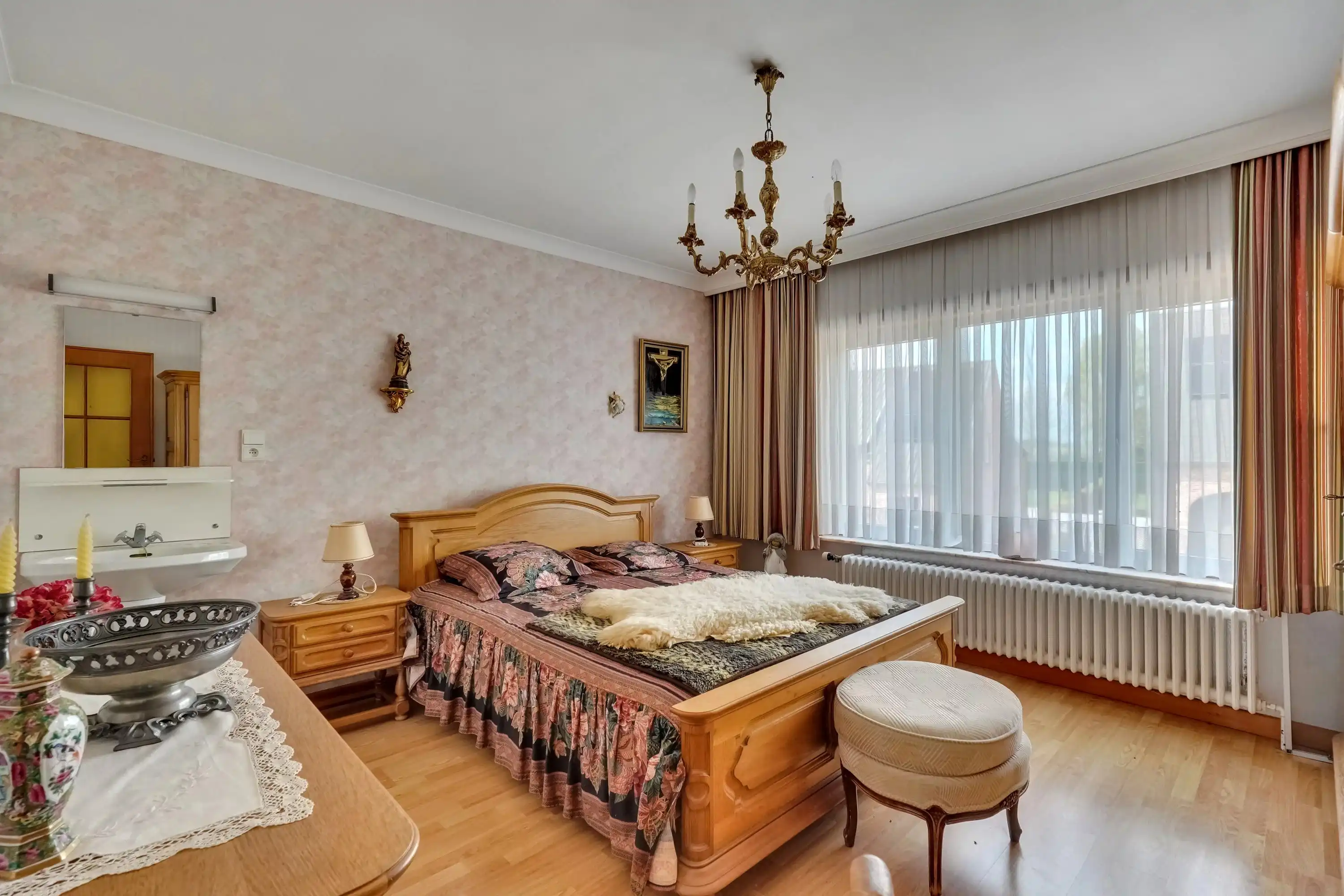 Ruime woning met 5 slaapkamers - zeer geschikt als kangoeroewoning foto 12