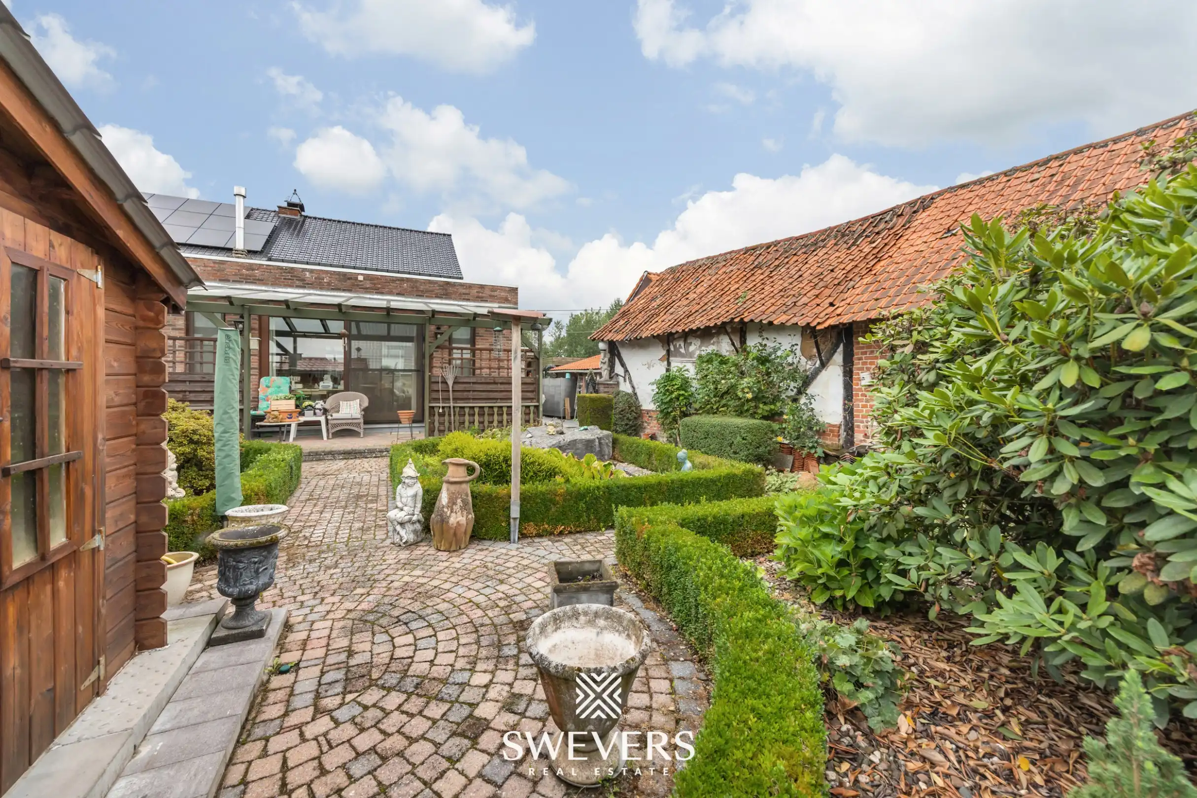 Royale gezinswoning met 257 m² woonruimte foto 29