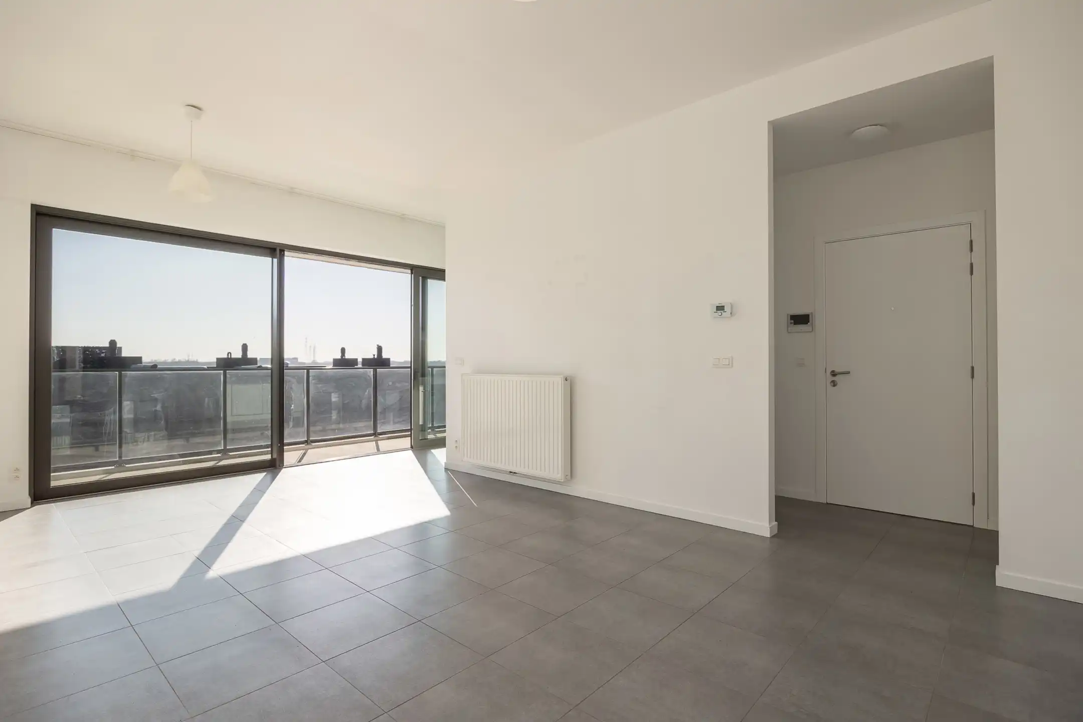 Appartement met 2 slaapkamers + autostaanplaats + ruim terras met een fantastisch panorama foto 5