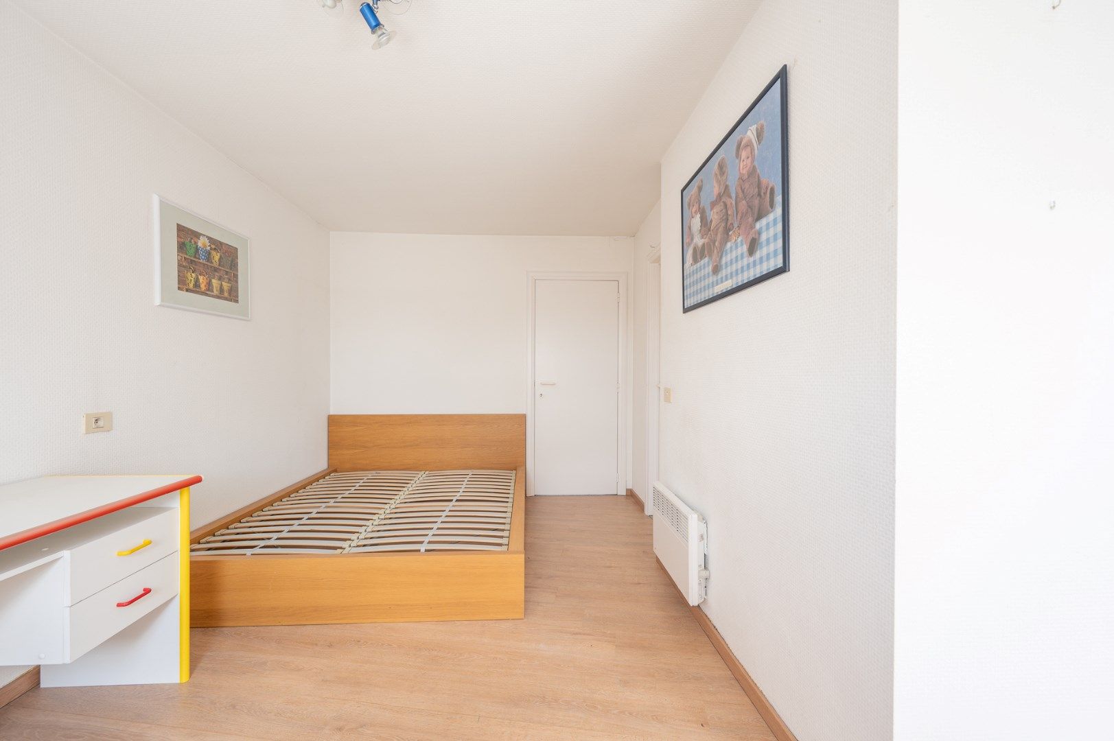 Ruim en zongericht appartement met 4 slaapkamers foto 16