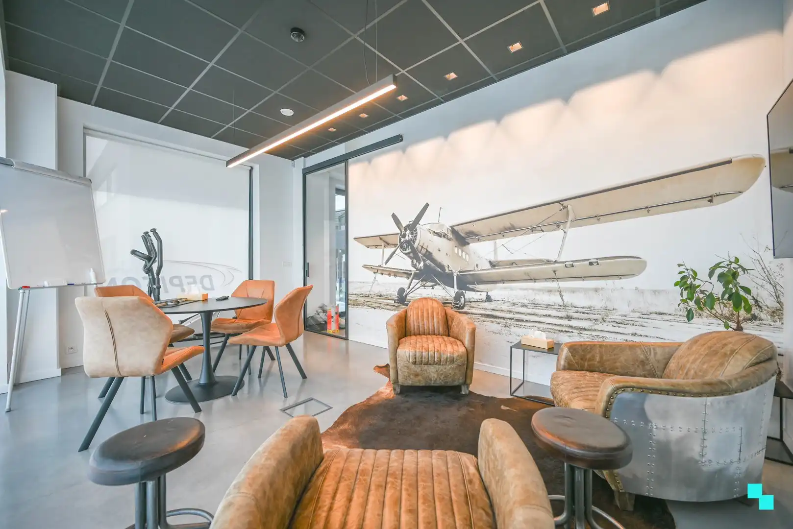 Terbeschikkingstelling van kantoorruimte in Waregem foto 18