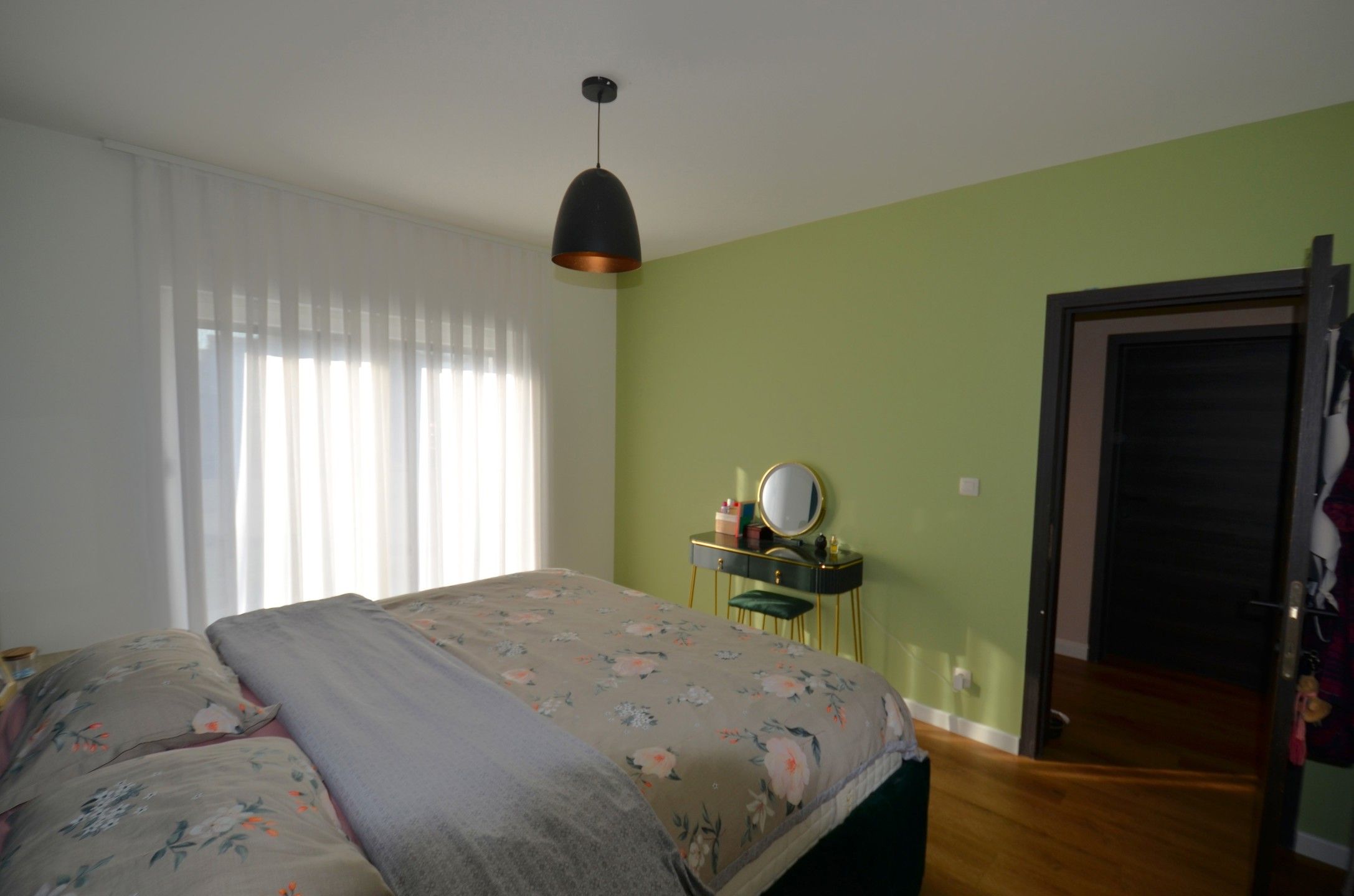 Prachtige woning opgedeeld in 2 eenheden foto 9
