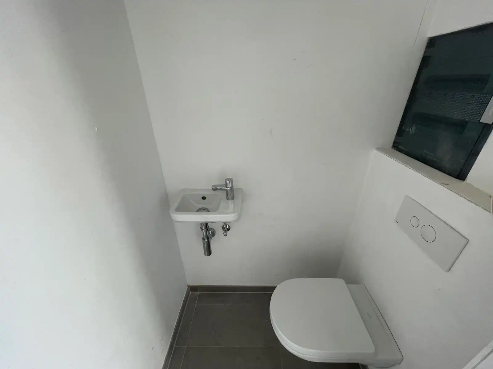 EREMBODEGEM - Lichtrijk & energiezuinig dakappartement. foto 11