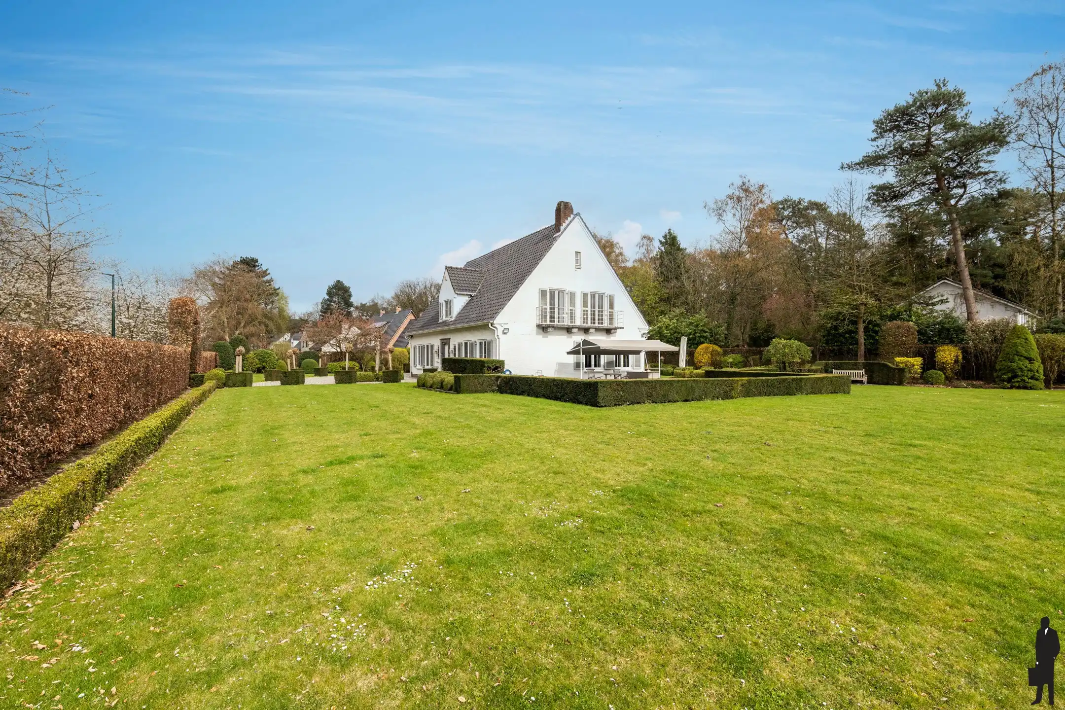 Klassieke villa met zwembad op ca. 3.150 m² in Schilde foto 34
