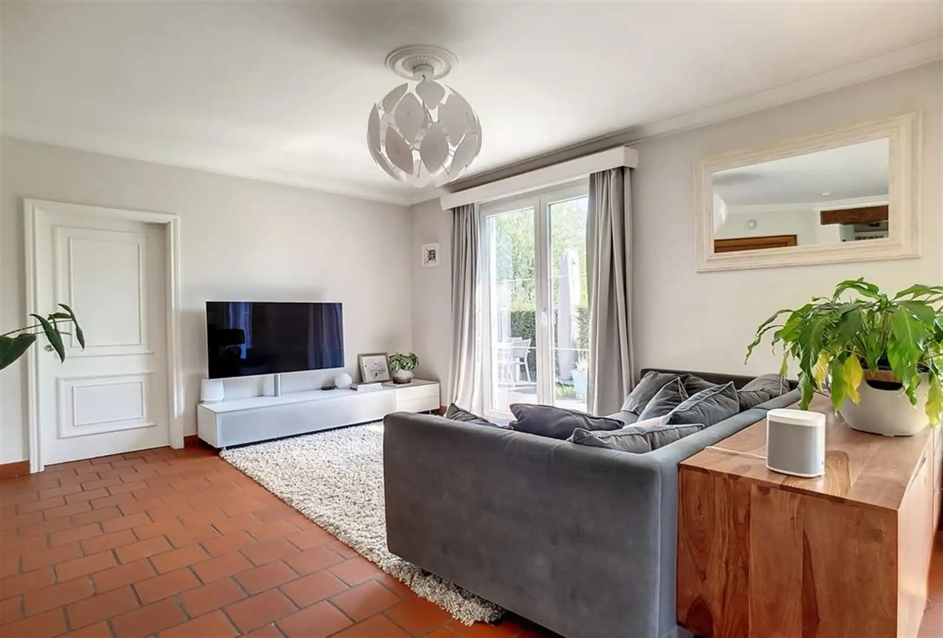 Residentieel gelegen villa foto 4