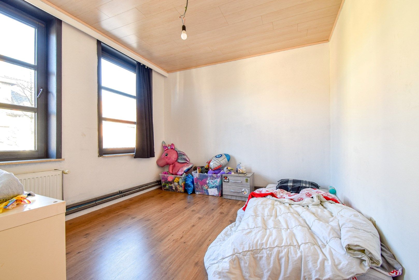 Woning met 5 slaapkamers en handelsmogelijkheid nabij centrum Gistel foto 14