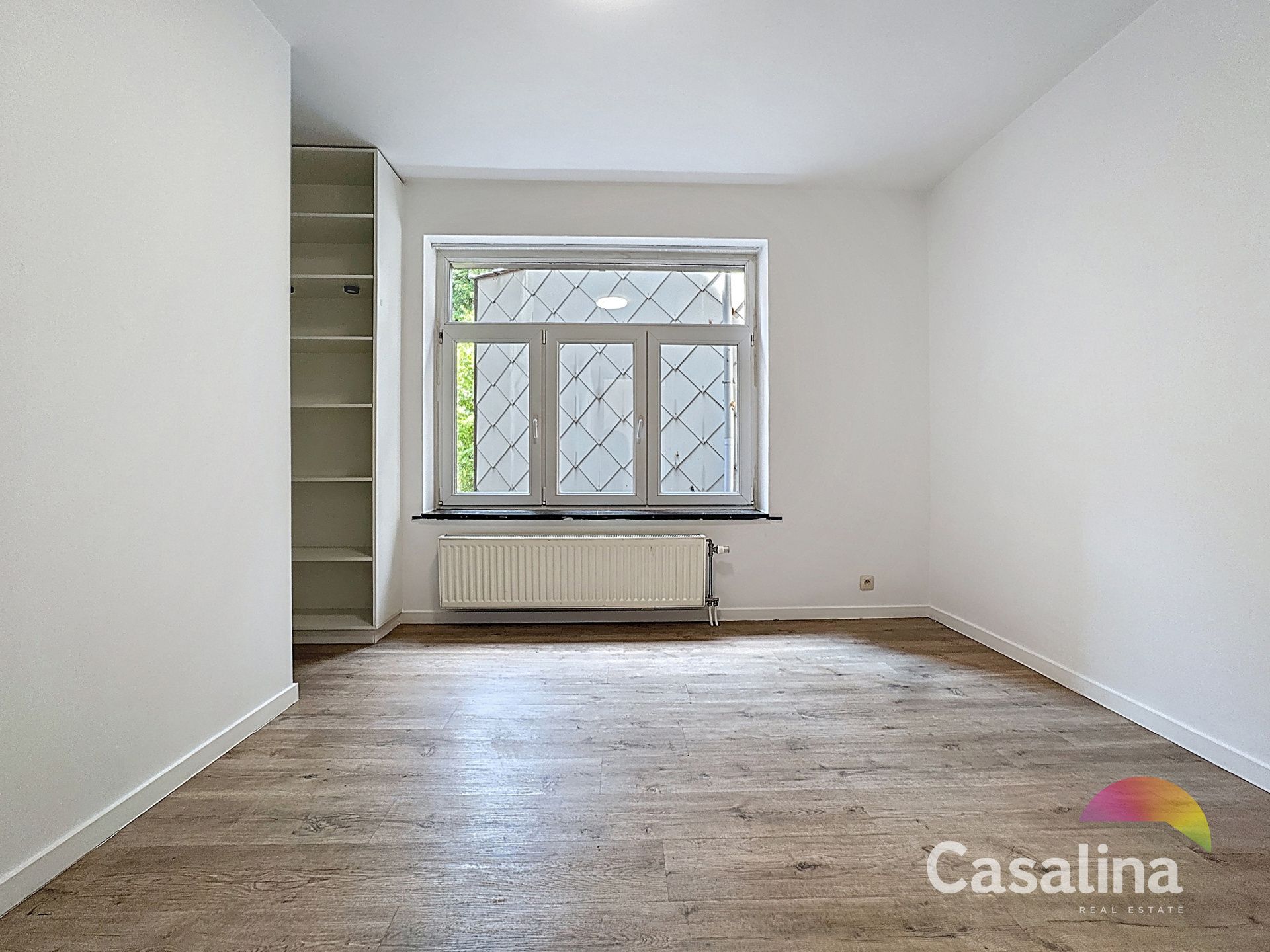 Mooi gerenoveerd 2-slaapkamer appartement te huur – Plasky foto 6
