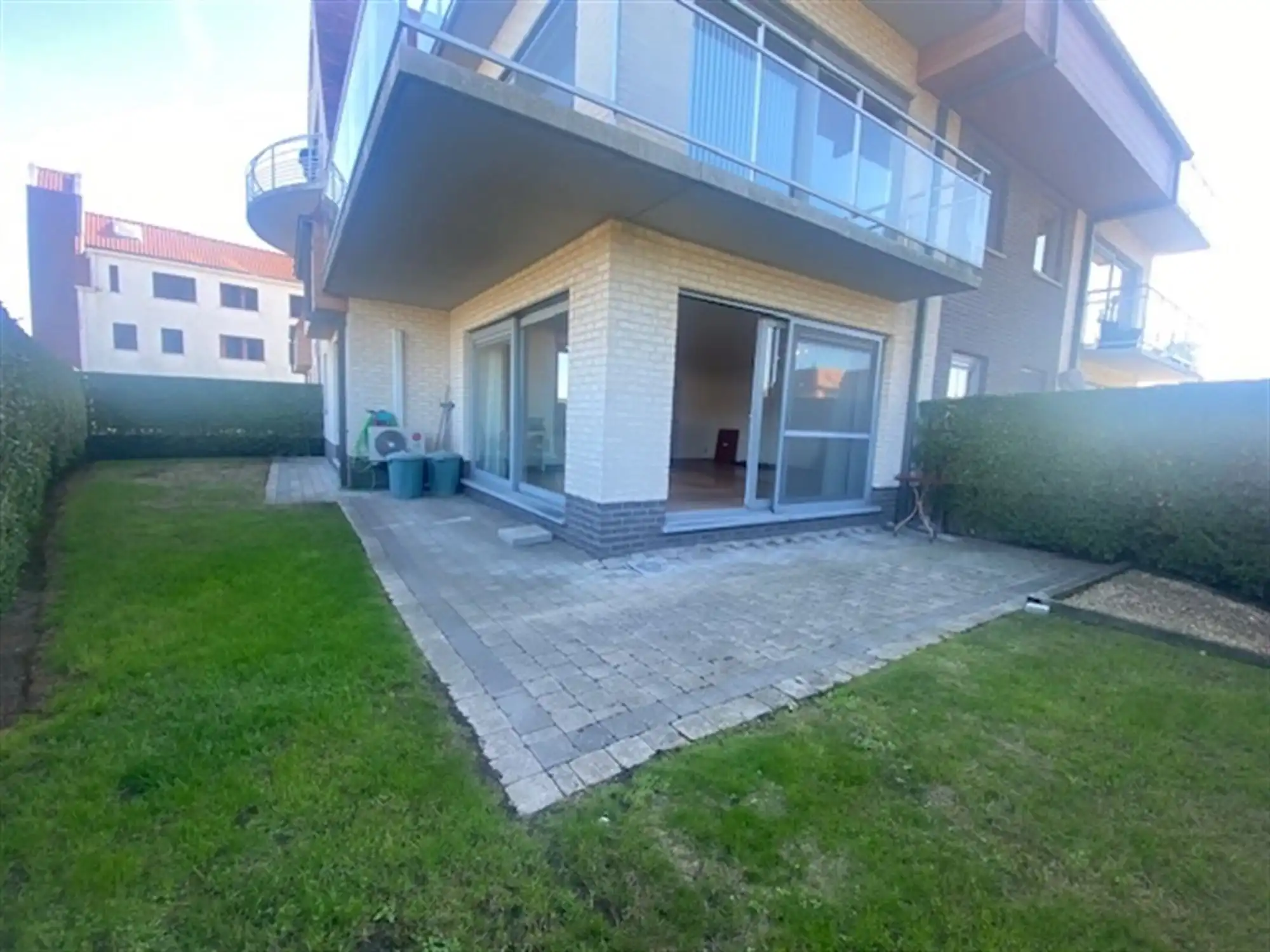 Appartement met tuin foto 2