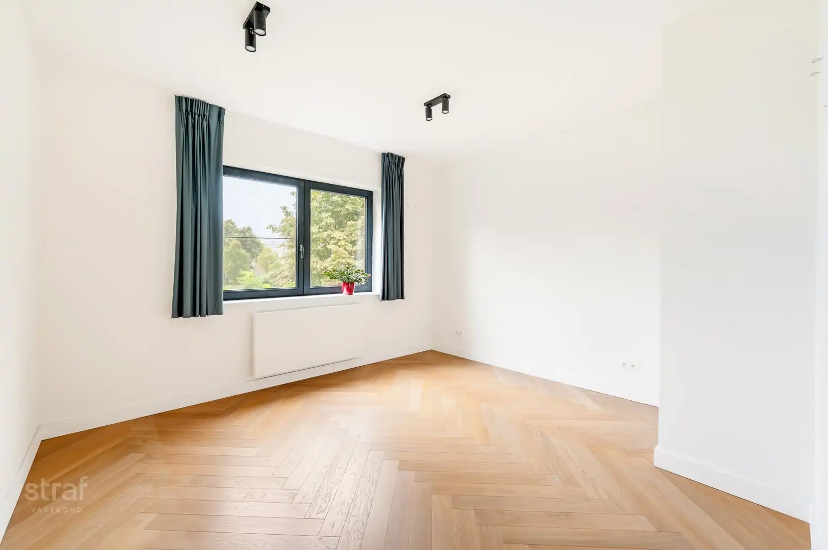Groot 3 slpk appartement met 2 terrassen foto 12