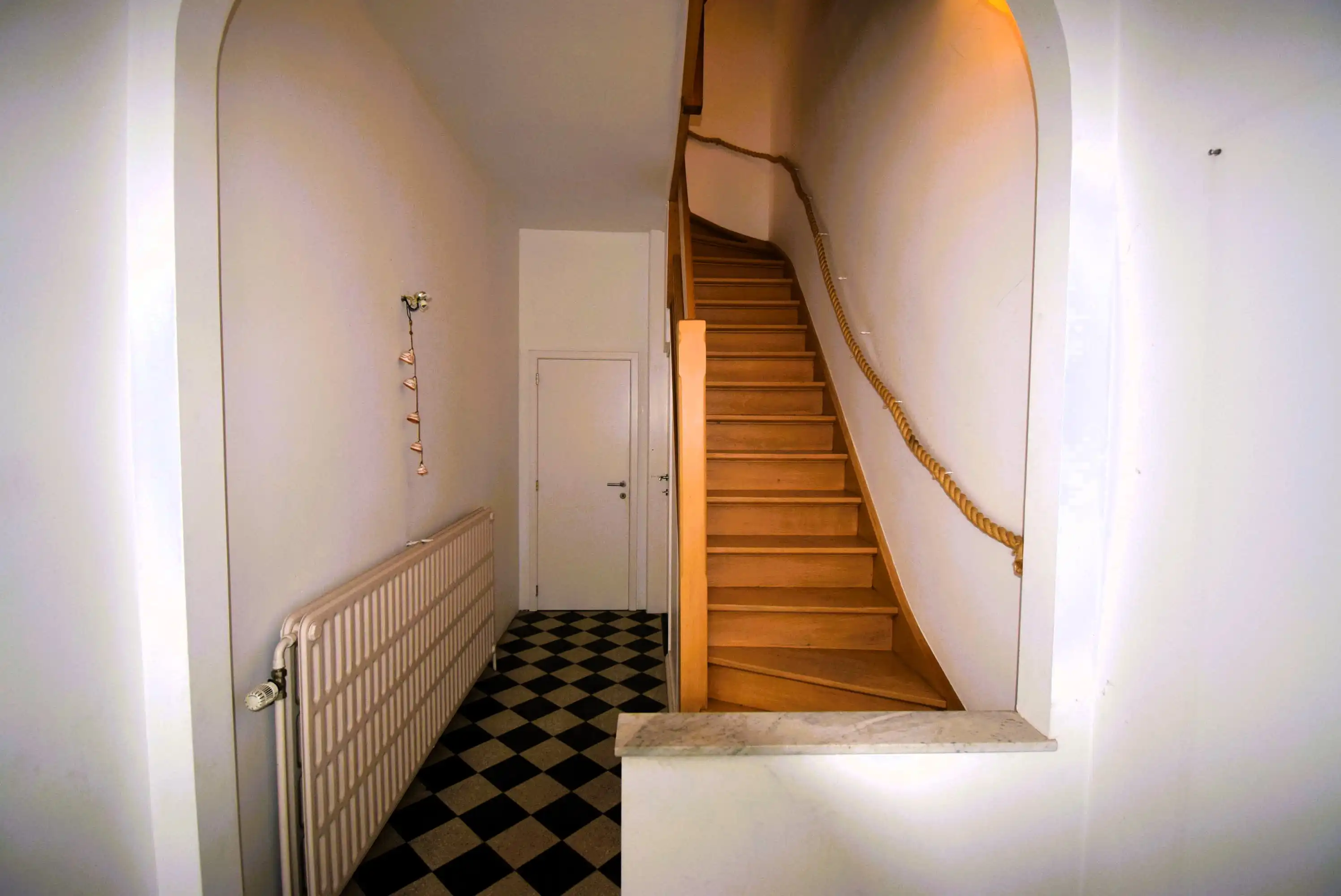 Woning met achterbouw foto 8