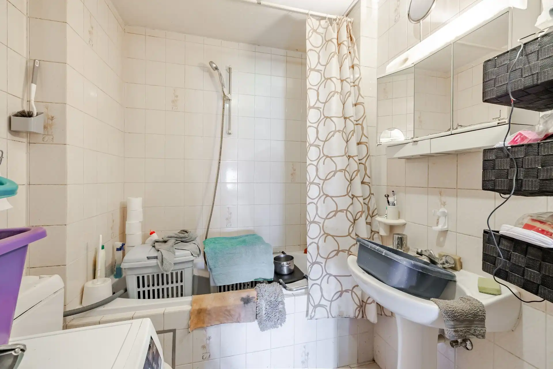 Gelijkvloers appartement met één slaapkamer, grote tuin en garage foto 9
