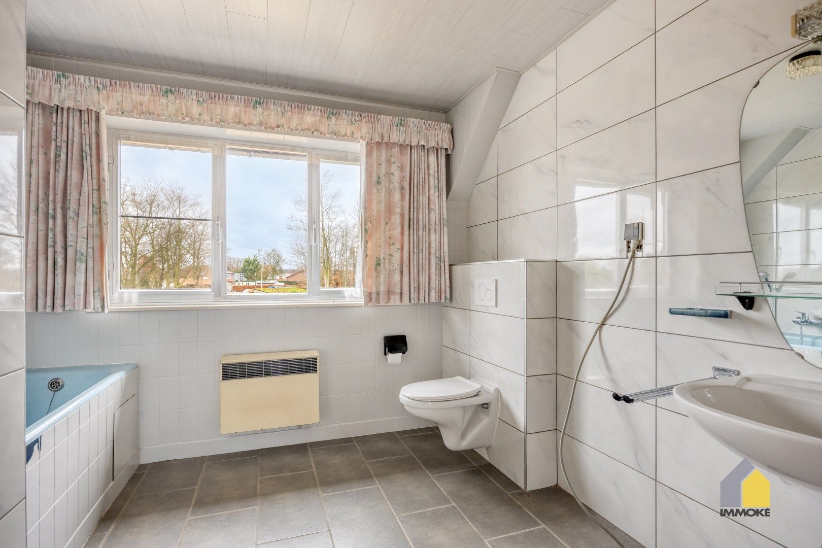 Neeroeteren: Op te frissen, vrijstaande woning op 8 a 53 ca met 5 slpks. foto 21