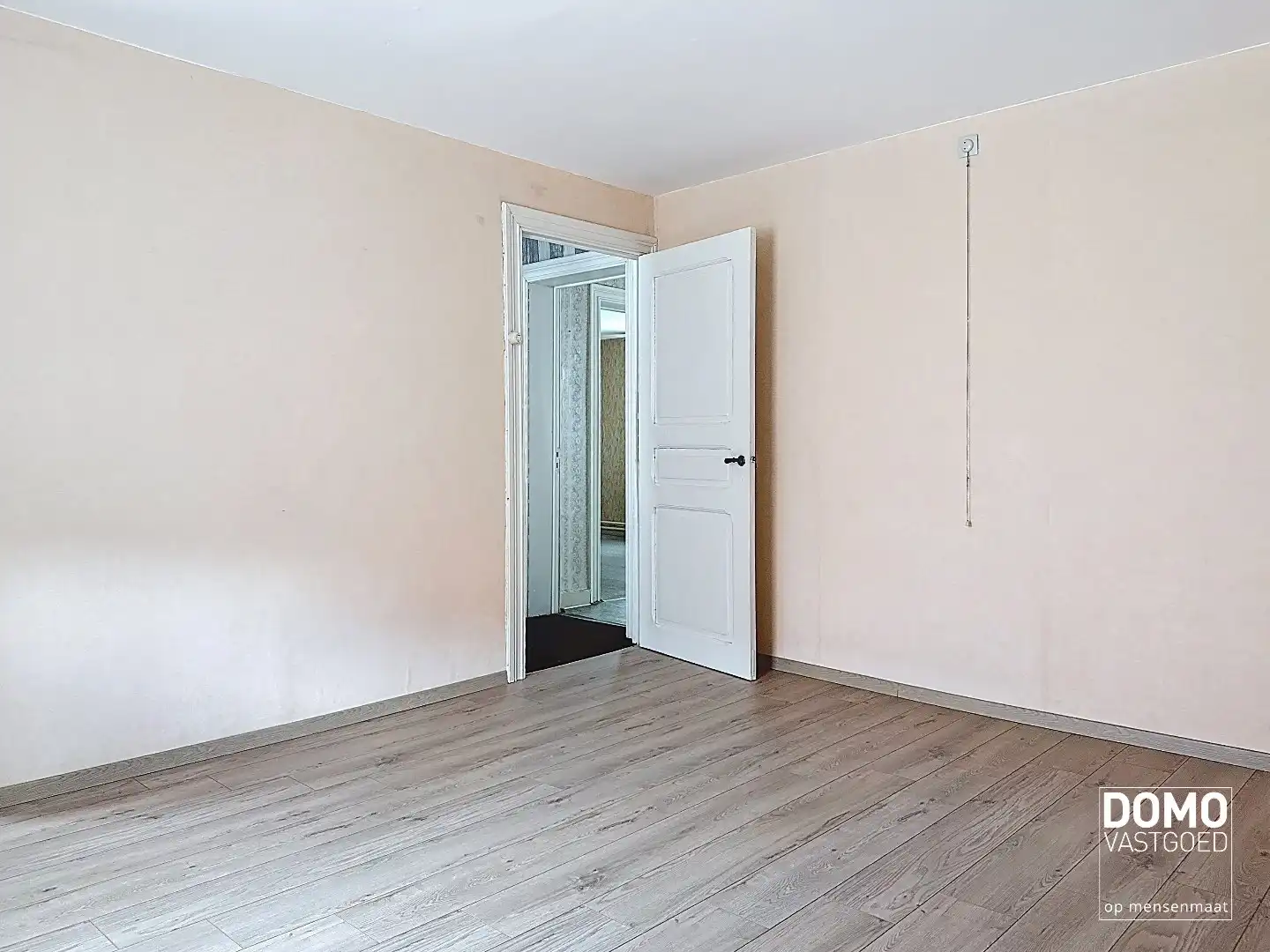 Karaktervolle woning met tal van mogelijkheden en voorzien van paardenstallingen foto 15