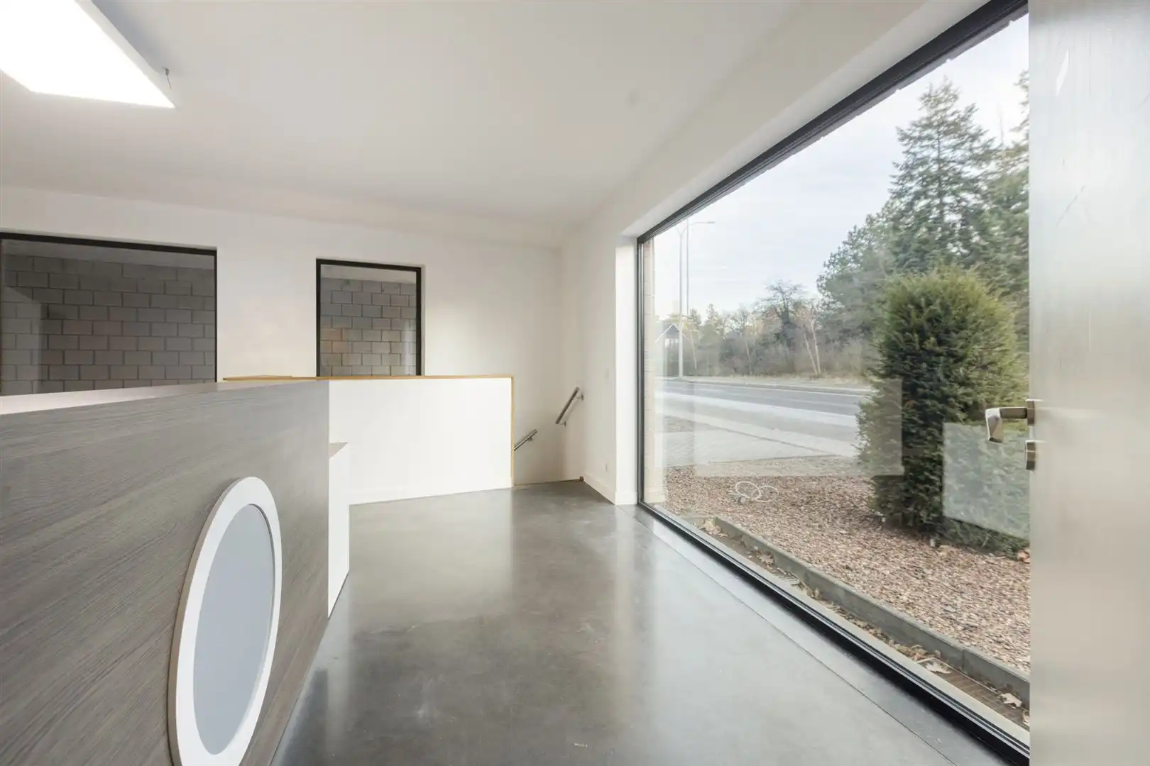 TE KOOP: Modern kantoor op gunstige locatie te Houthalen! foto 3