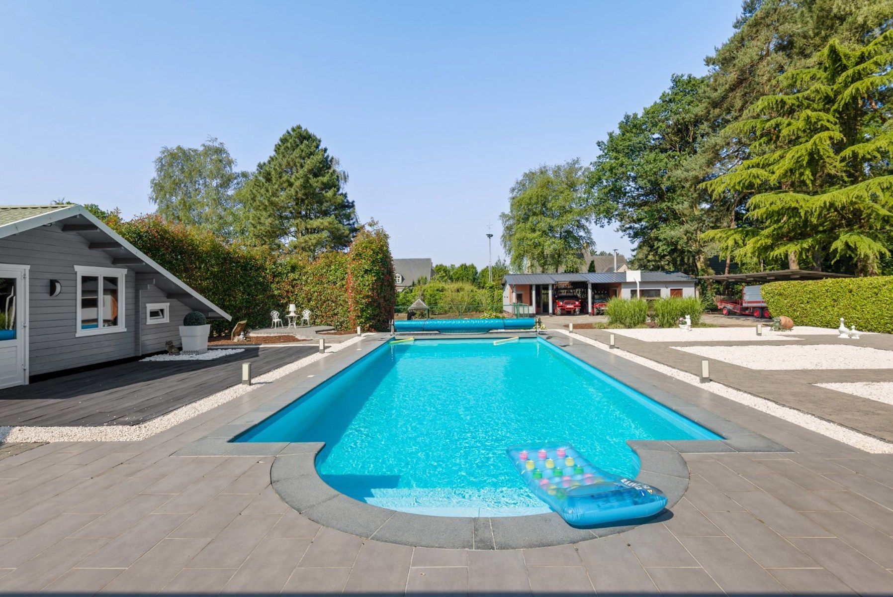 Ruime villa met 5slk en verwarmd zwembad op 2450m² foto 34