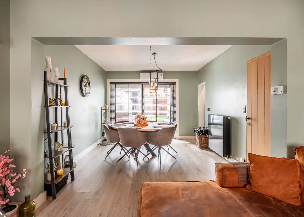 Gerenevoorde woning met 4 slaapkamers en zonnige tuin foto 5