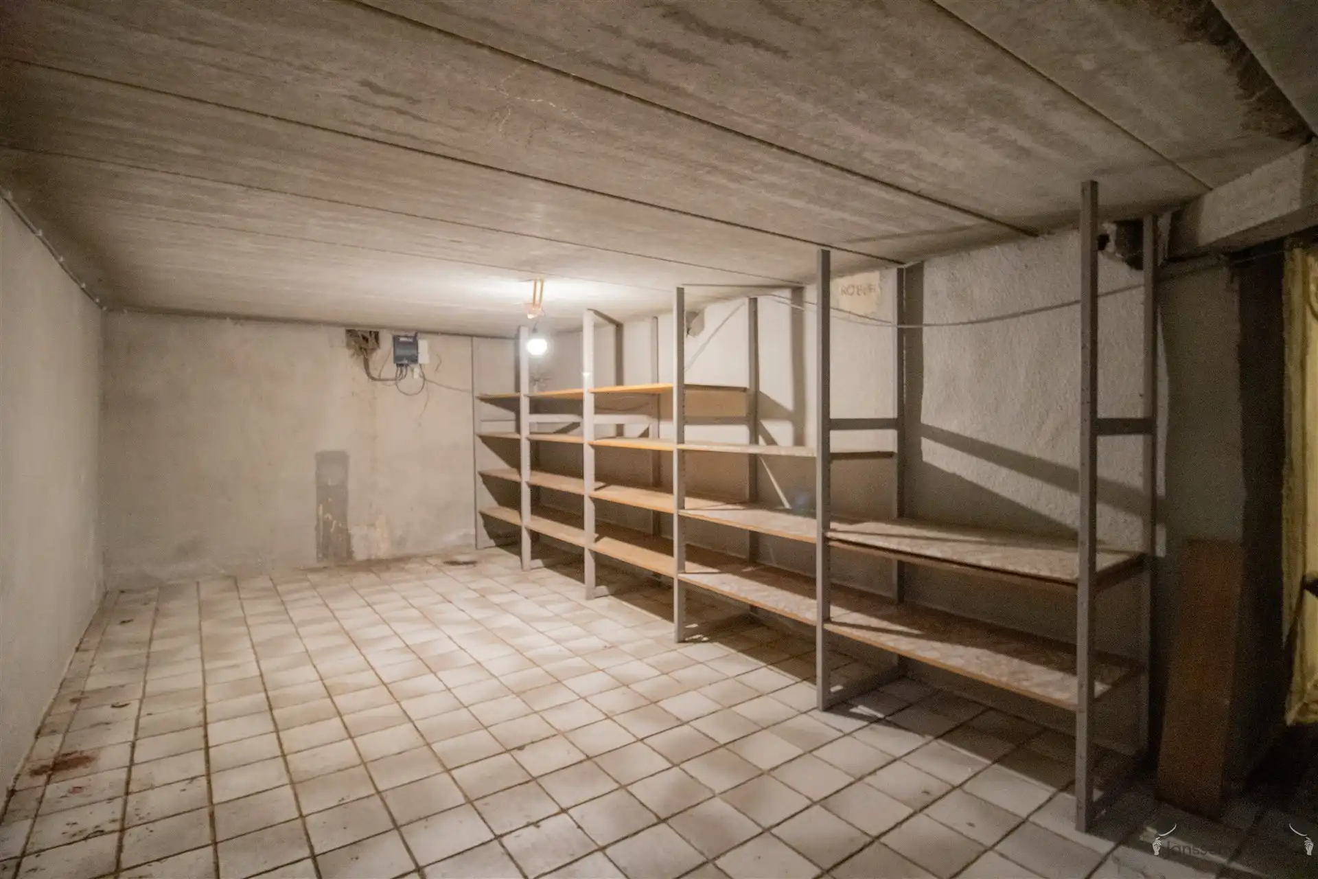 Rustig gelegen villa met min. 5 slaapkamers, ruime garage en zwembad op 1.876 m² foto 25