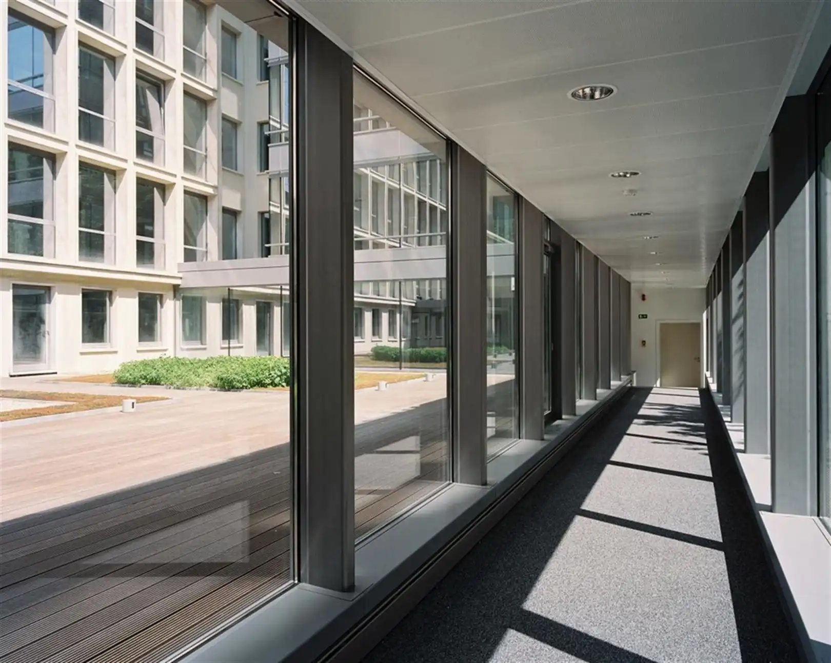 MONTOYER 47: kantoor te huur vanaf 130m² foto 3