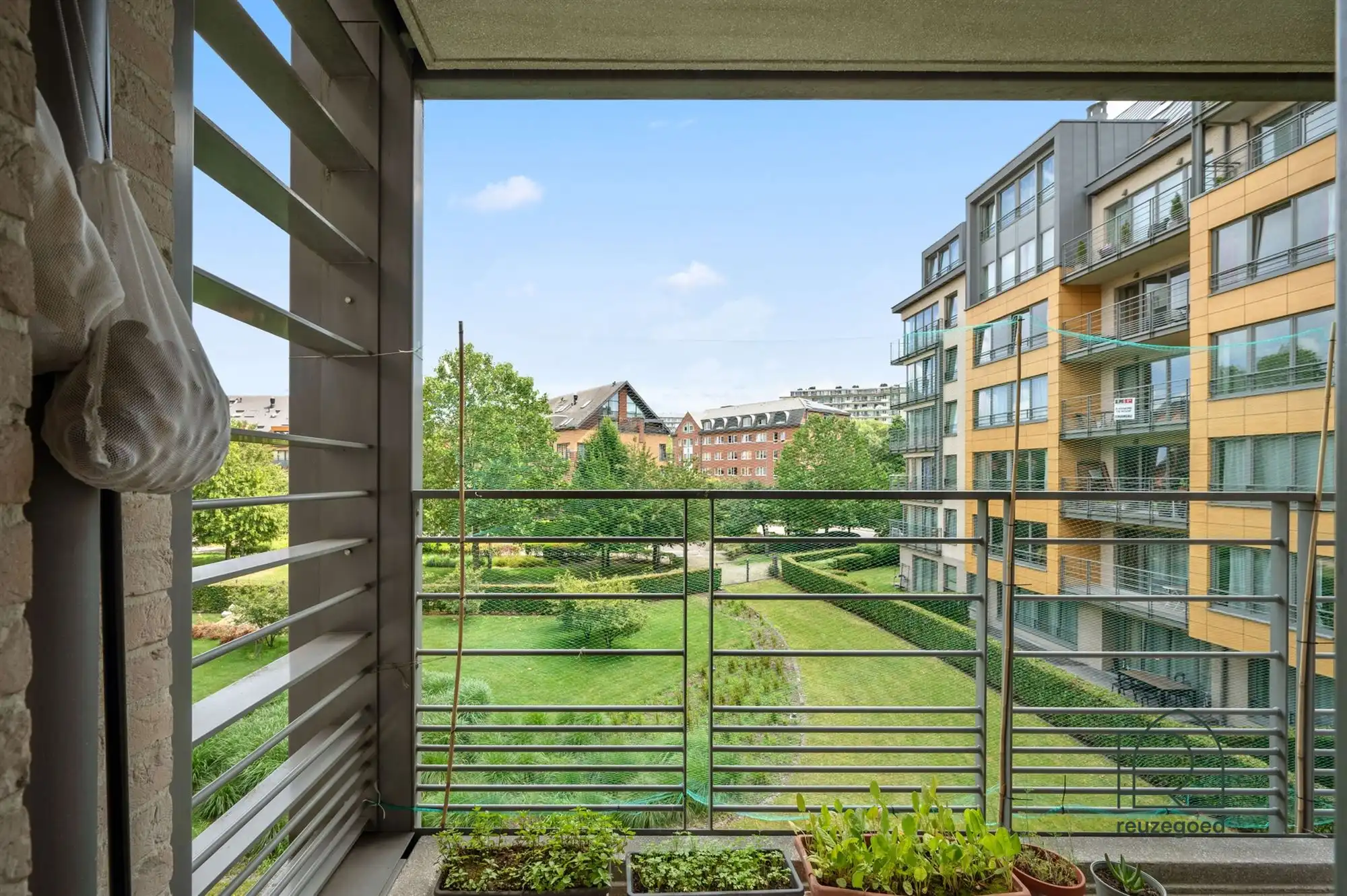 Instapklare investering met 2 slaapkamers op toplocatie in Evere foto 22