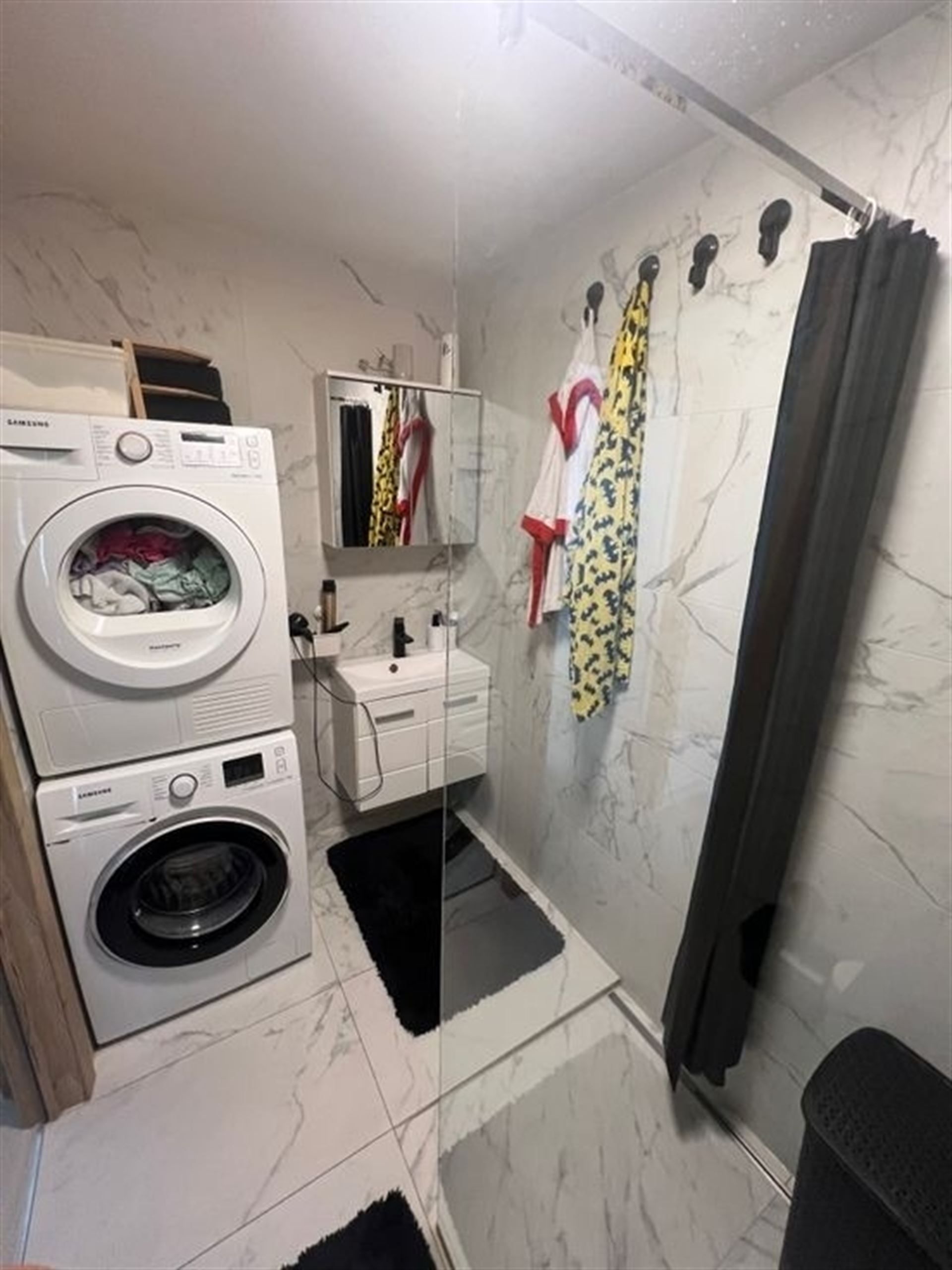 Moderne en ruime woning in hartje Hoboken! foto 7