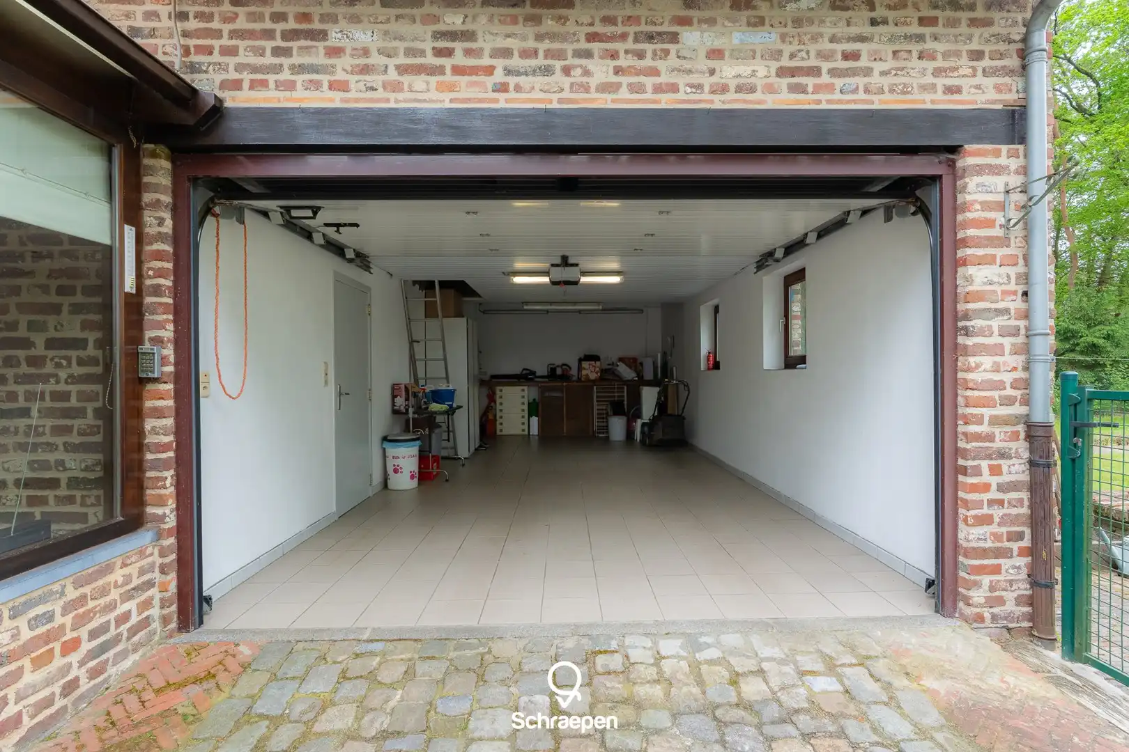 Idyllisch gelegen woning (314 m²) op een riant perceel van 50 are te Hasselt! foto 24