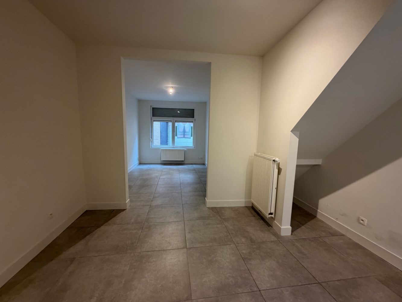 Gerenoveerde studio op het gelijkvloers. foto 3