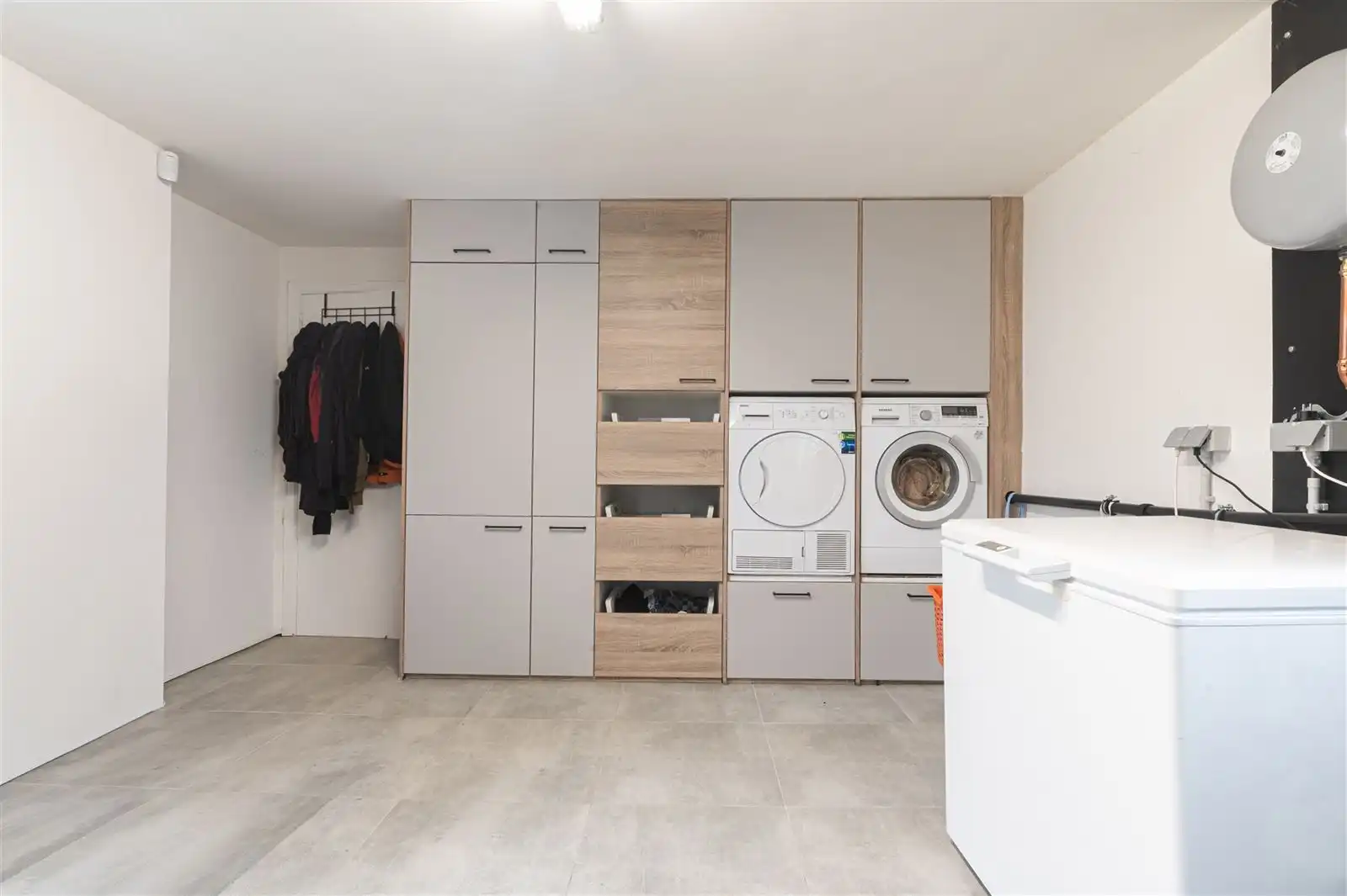 Luxueus afgewerkte villa met 5 slaapkamers in Leerne! foto 23