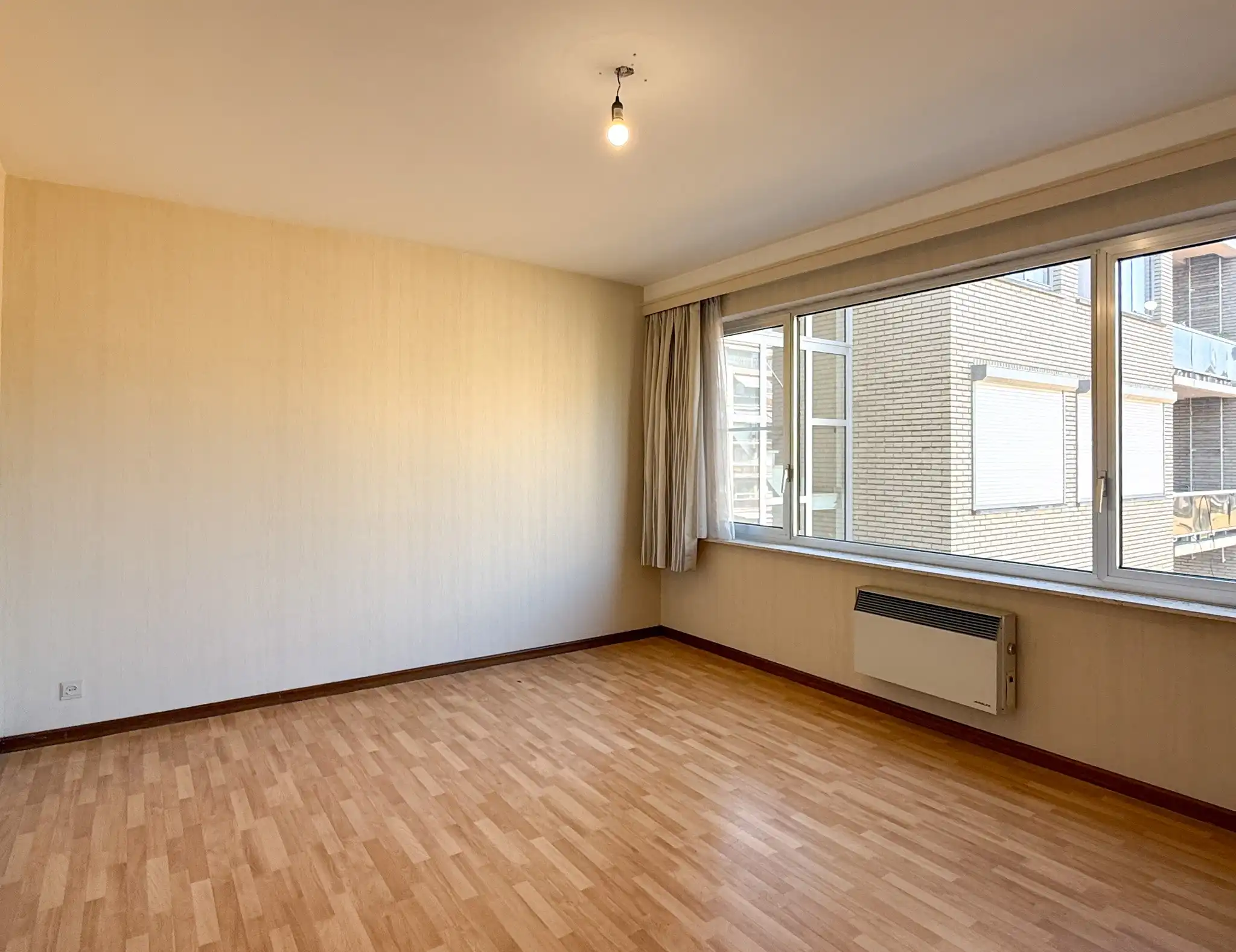 Ruim appartement met 2 slaapkamers en terras in het centrum van Beveren foto 10