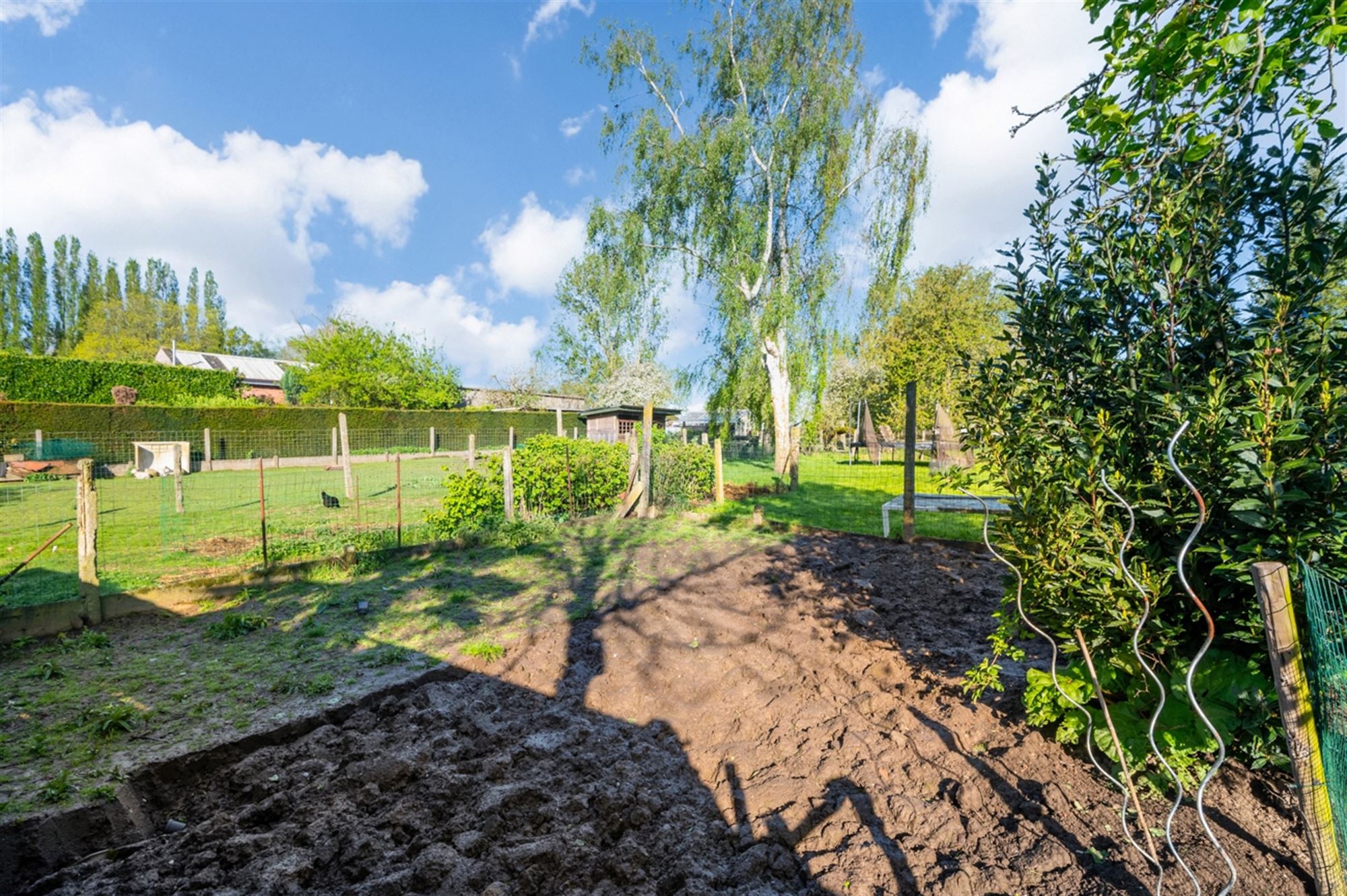 Op te frissen ééngezinswoning met 3 slaapkamers en tuin! foto 20