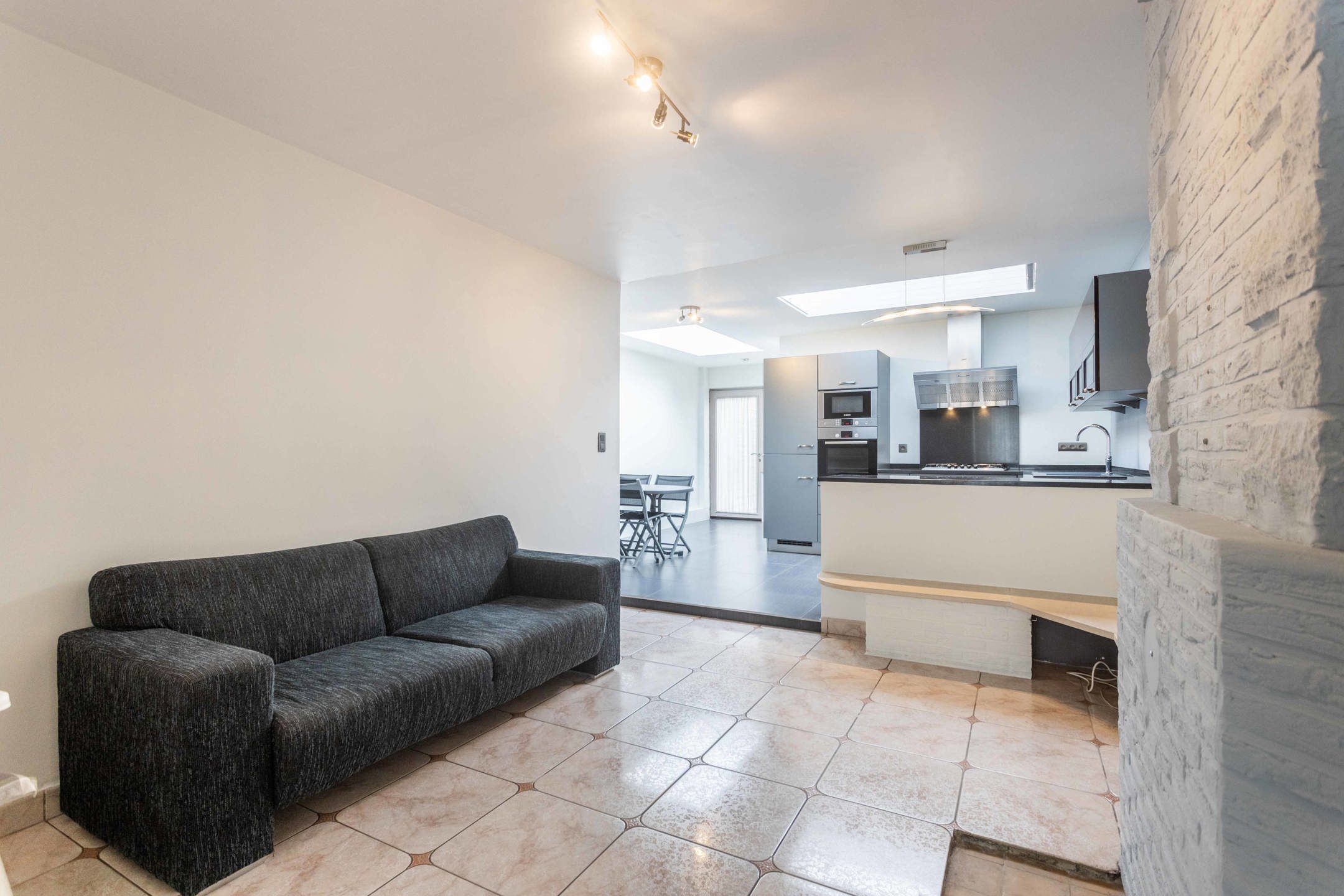 Instapklare woning met garage en aangenaam terras! foto 5