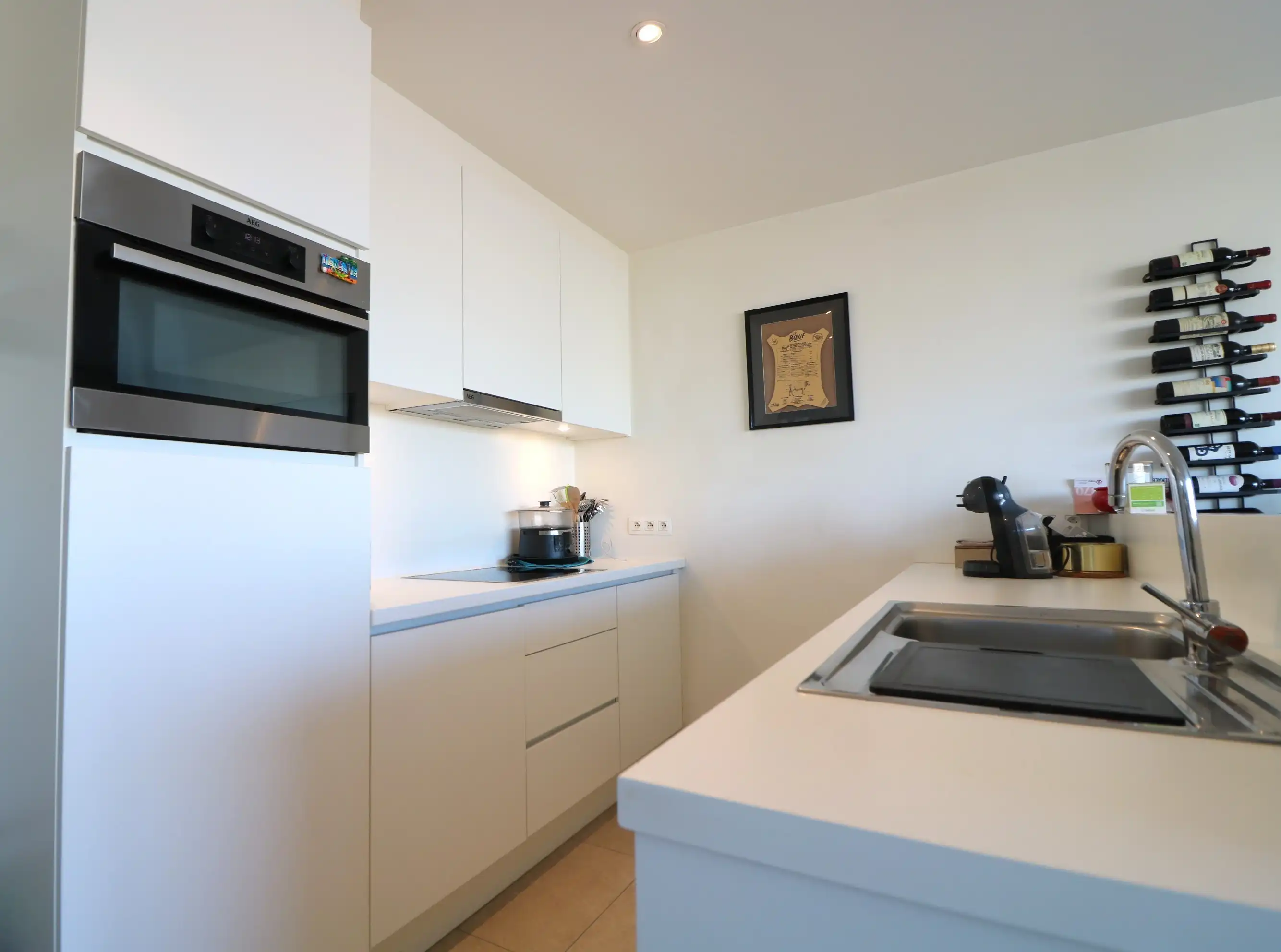 Instapklaar appartement met 2 slaapkamers en zicht op de jachthaven.  foto 3