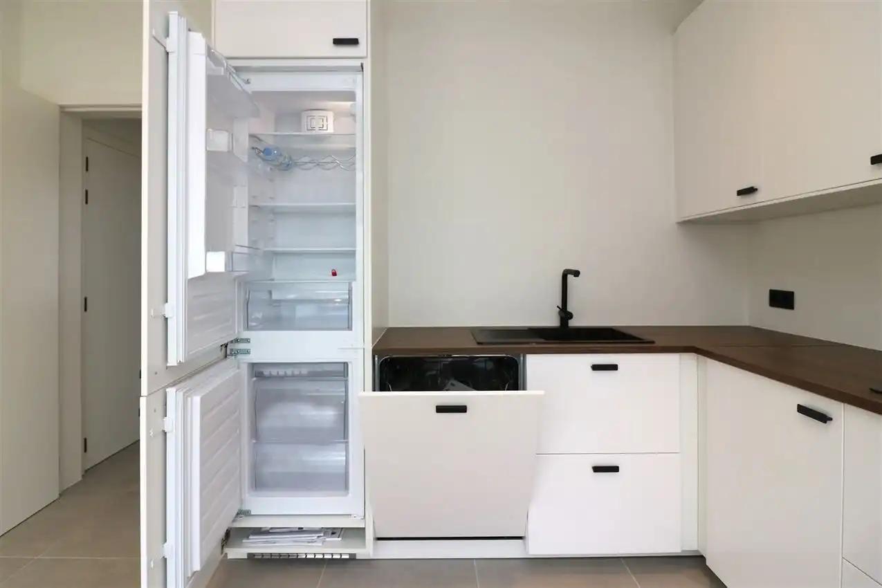 Prachtig, volledig vernieuwde woning met 3 slpk. foto 11
