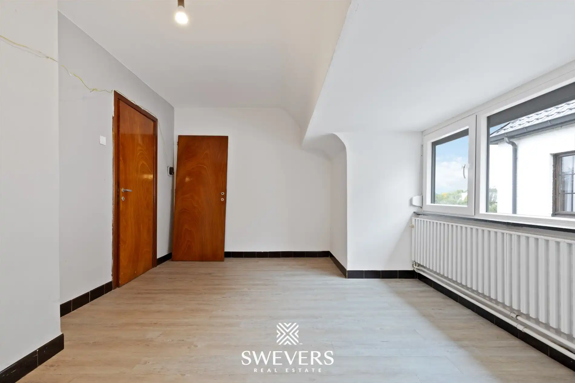 Vrijstaande renovatiewoning met 3 slaapkamers op een ideale ligging in Paal foto 24