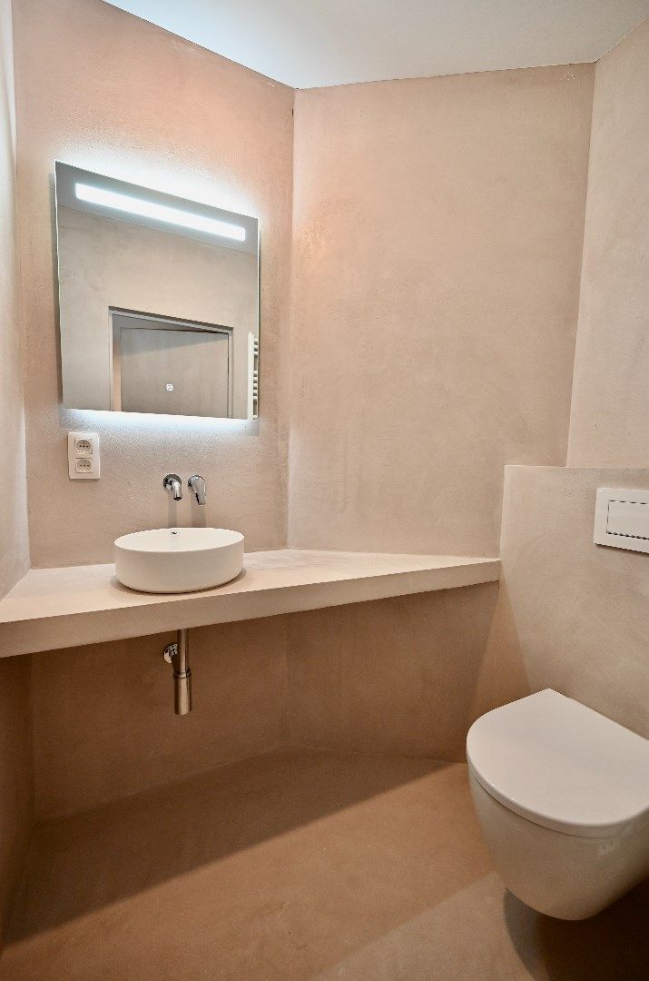 KARAKTERVOL GELIJKVLOERS APPARTEMENT MET STADSTERRASJE foto 6