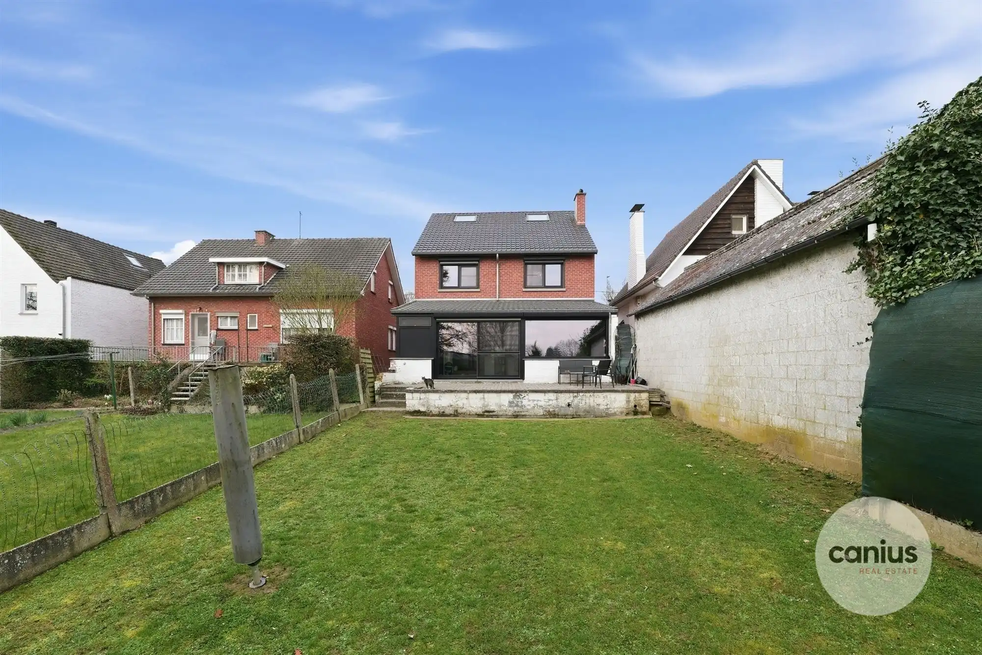 GERENOVEERDE VRIJSTAANDE WONING MET 4 SLAAPKAMERS EN EEN GEZELLIGE TUIN IN WALSHOUTEM foto 32