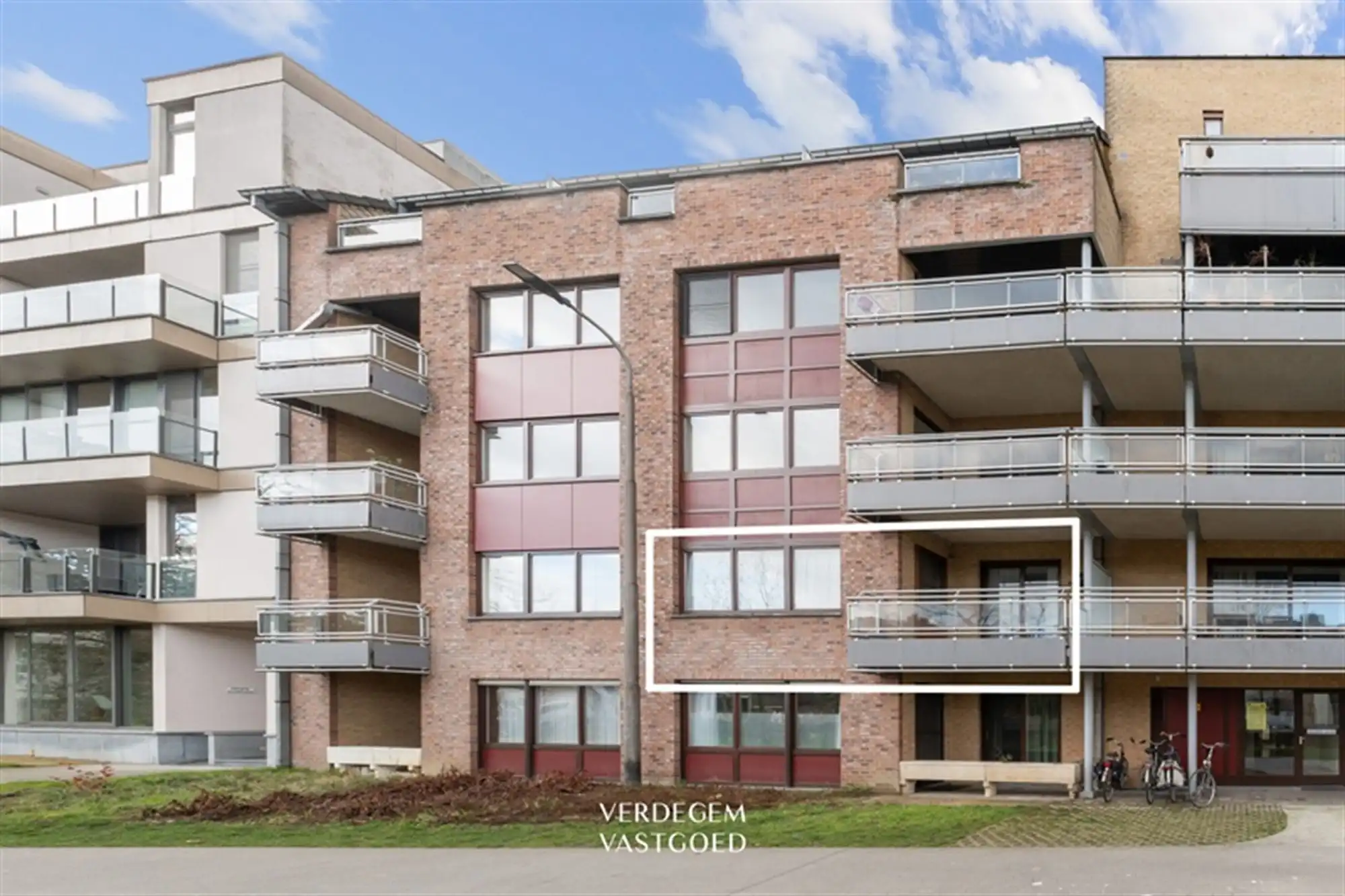 Appartement met 2 slaapkamers, 2 badkamers en 2 terrassen op unieke ligging foto 21