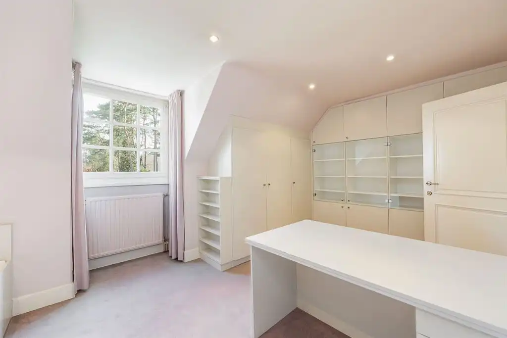 Mooie villa in de doodlopende straat in wijk "Zonnebos" foto 22