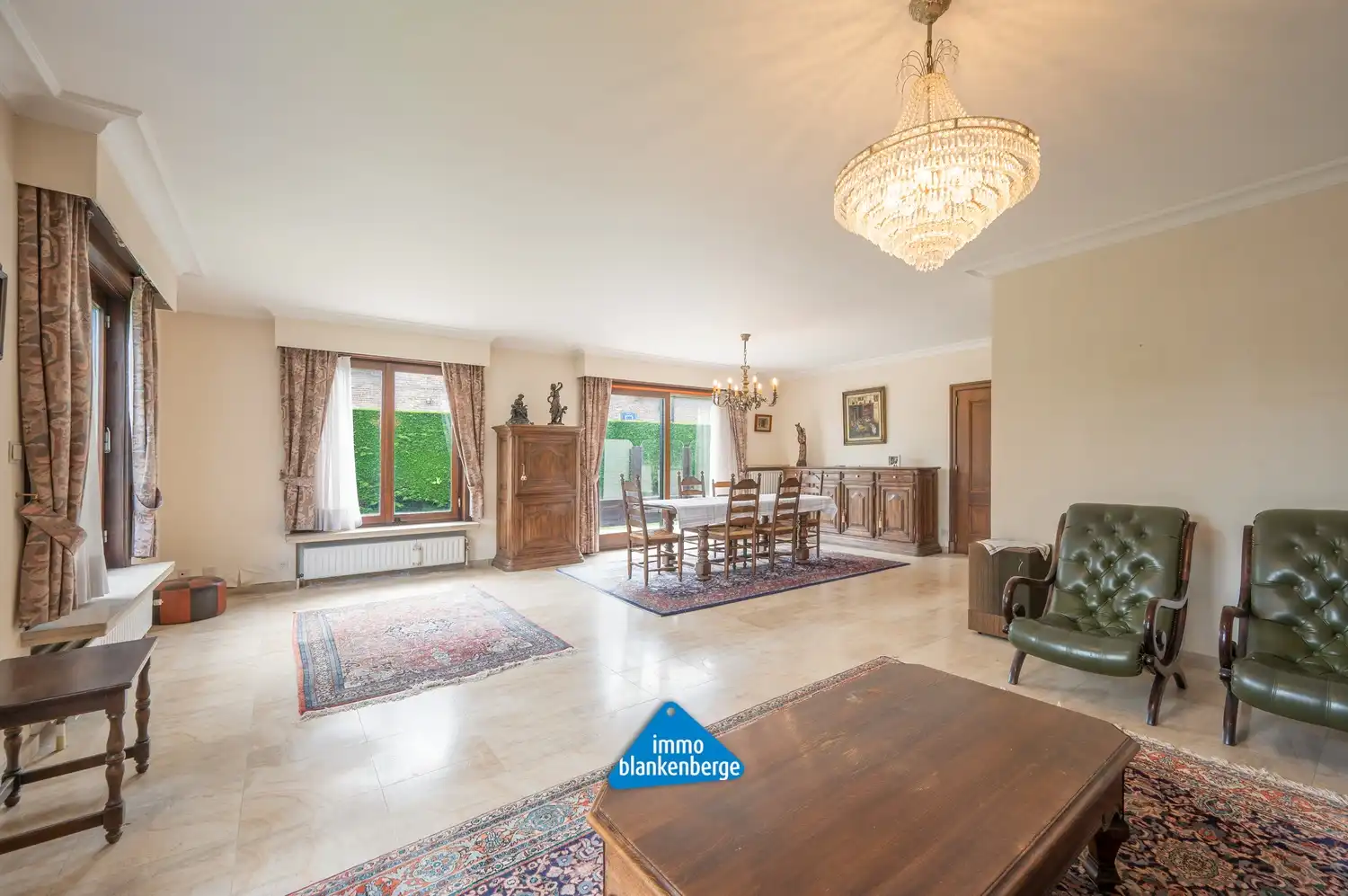 Exclusieve villa in een gegeerde residentiële wijk foto 11