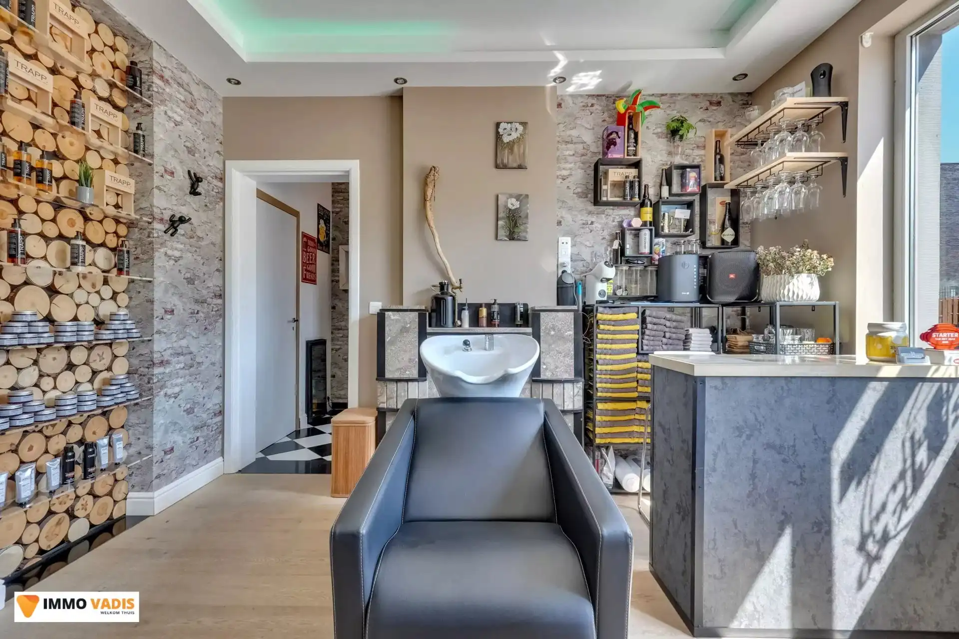 Instapklare, ruime woning met vier slaapkamers foto 9