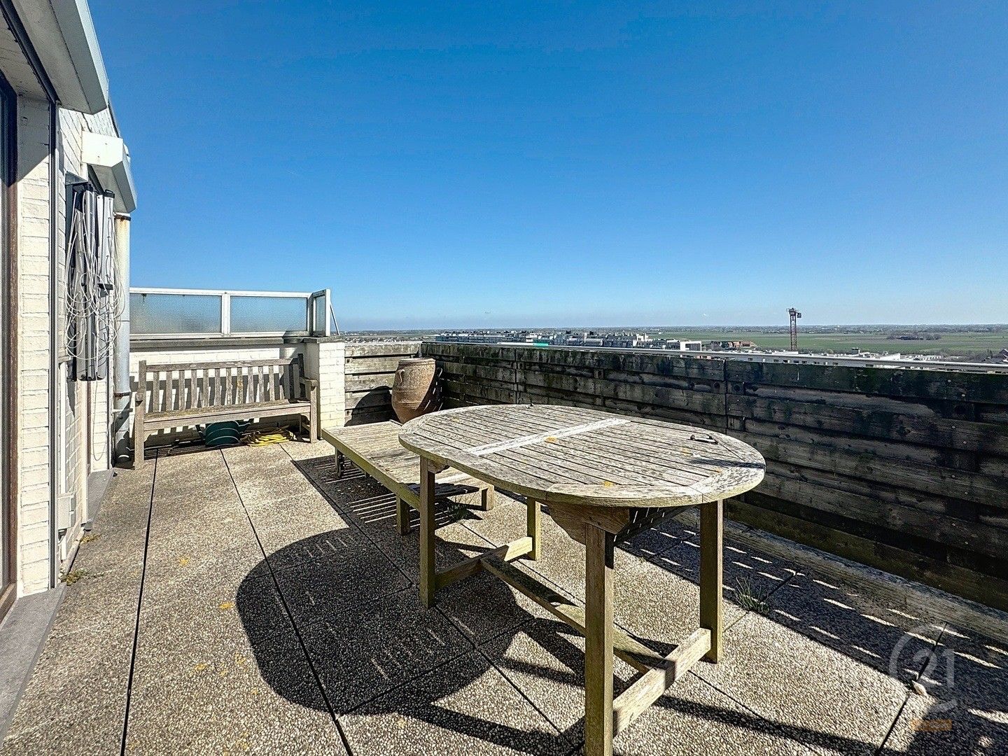 Penthouse appartement met 2 slaapkamers op de zeedijk van Westende foto 16