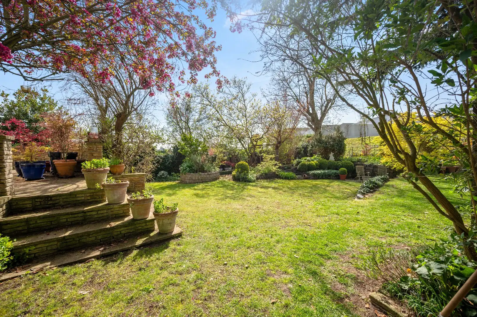 Karaktervolle interbellumwoning met veel ruimte, grote tuin en garage foto 29